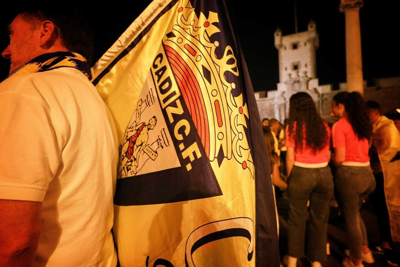 Celebración en la Puerta de Tierra de los aficionados cadistas