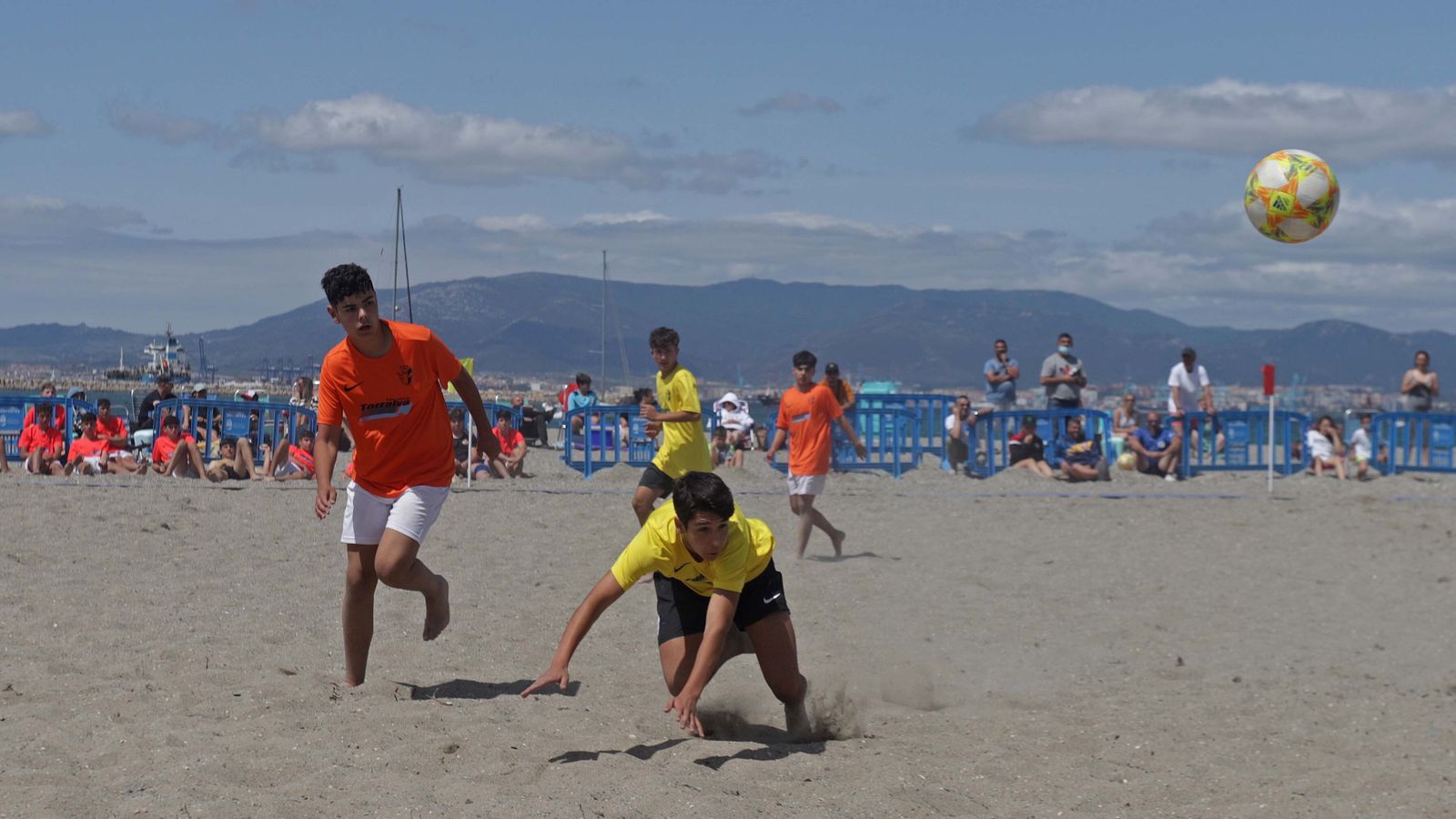 Fotos Torneo de Selecciones Comarcales de Cádiz de Fútbol Playa  categoría cadete en La Línea