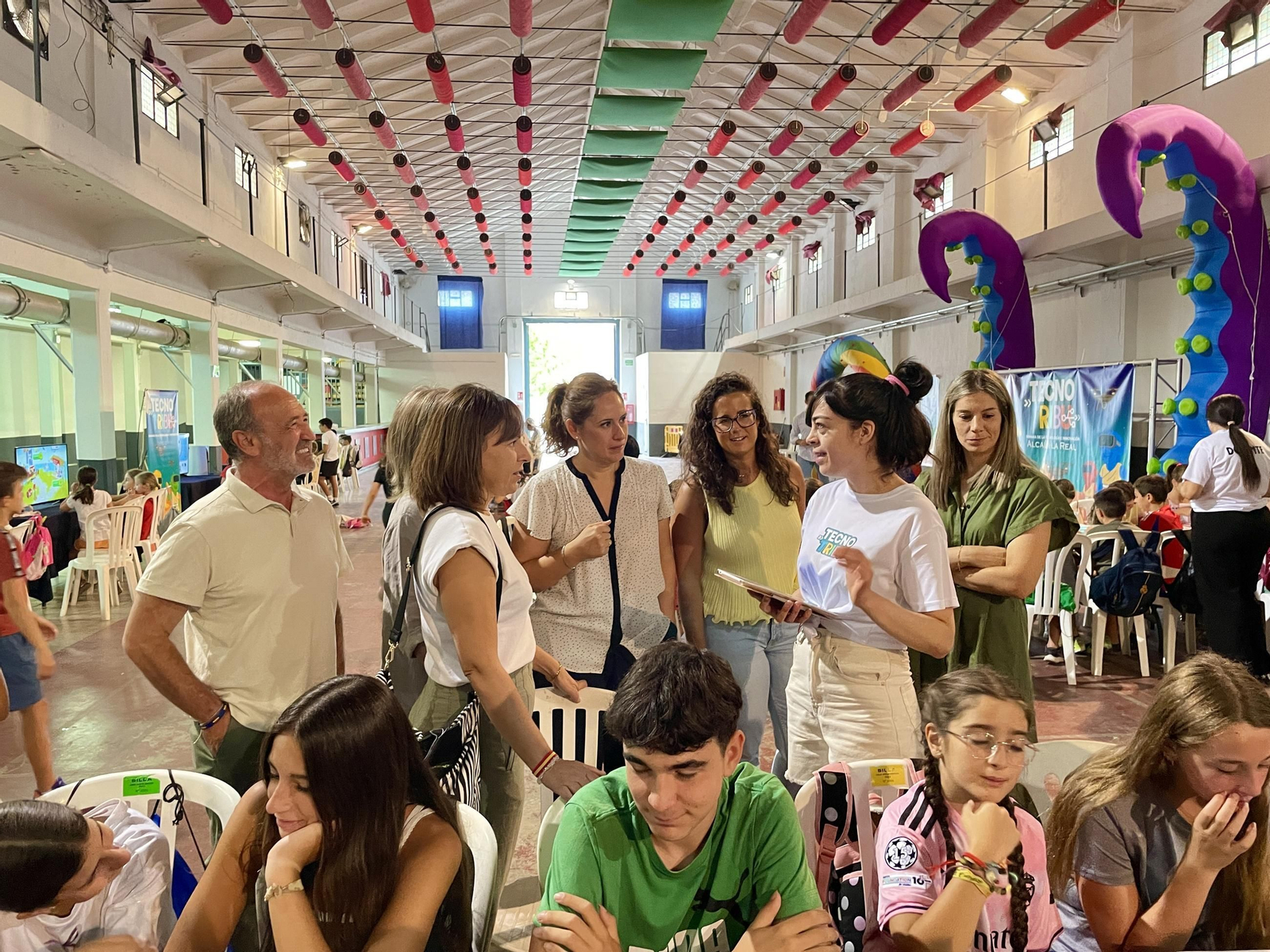 Explicación del campamento Tecnotribu en Alcalá la Real.