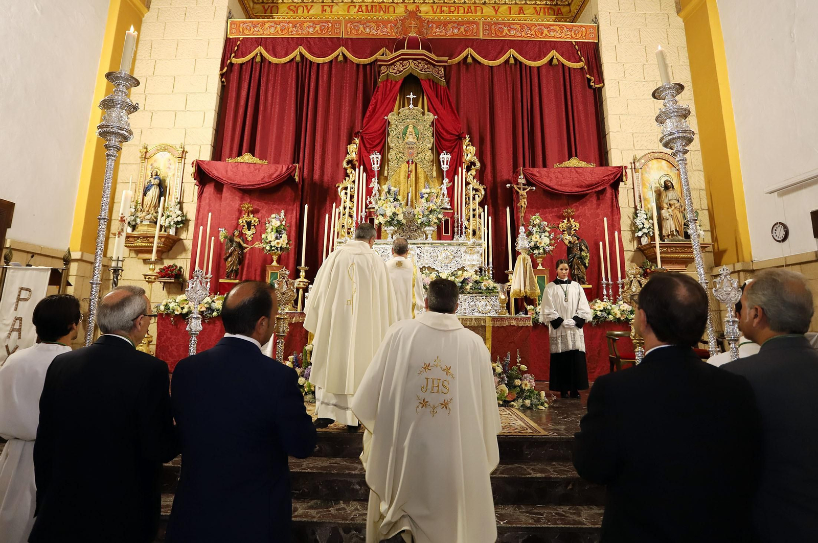 Imágenes de la función y traslado de la Hermandad del Rocío de Huelva