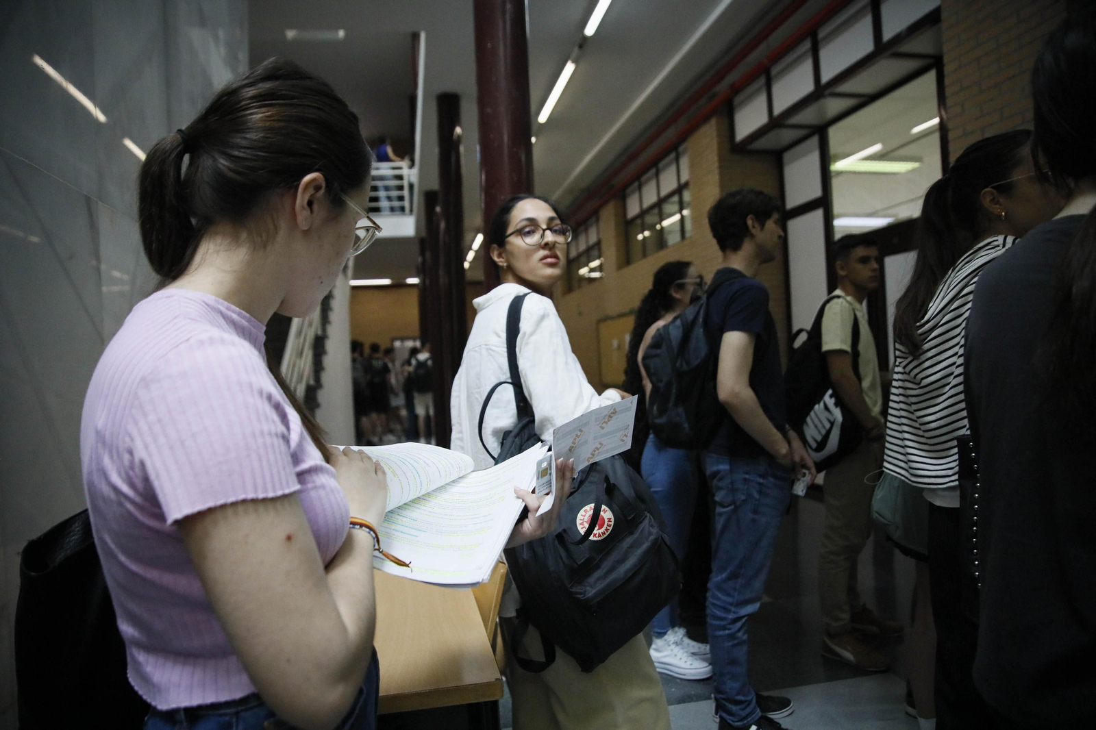 Imágenes de la evaluación para el acceso al sistema universitario (PEvAU)