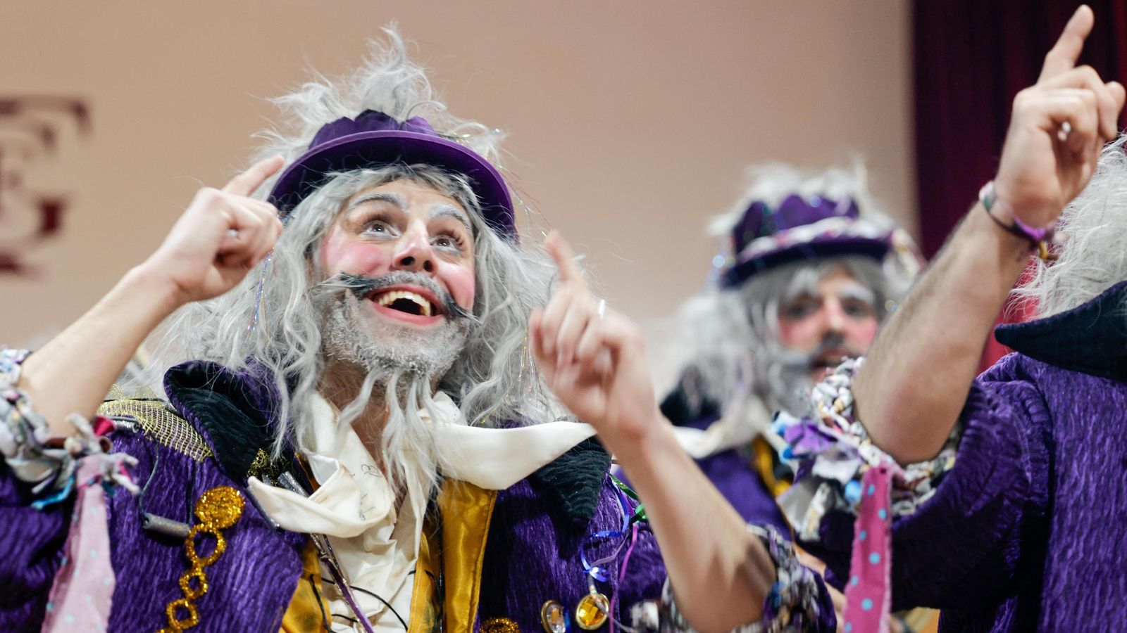 Búscate entre las mejores imágenes de la décima sesión de preliminares del COAC 2025