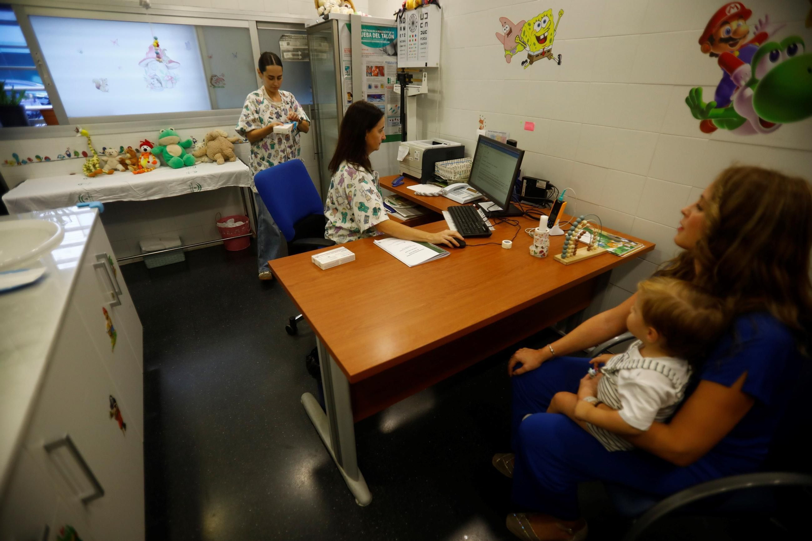 El inicio de la campaña de vacunación contra la gripe, en imágenes
