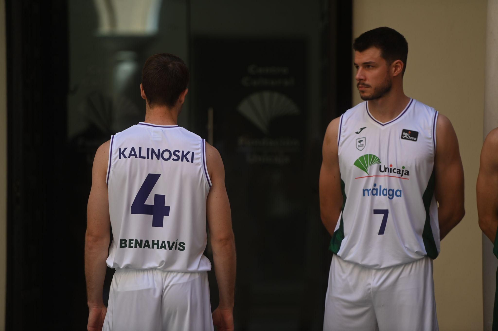 Fotos: la presentación de las nuevas camisetas del Unicaja