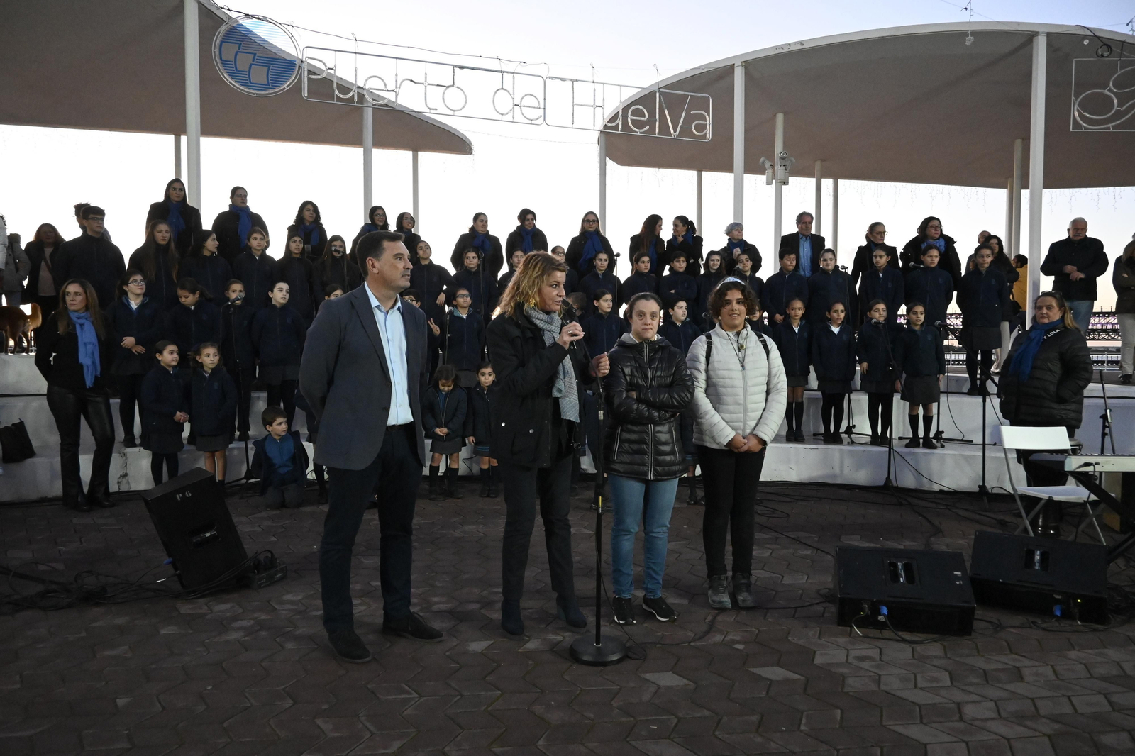 Alumbrado del Puerto de Huelva, en imágenes