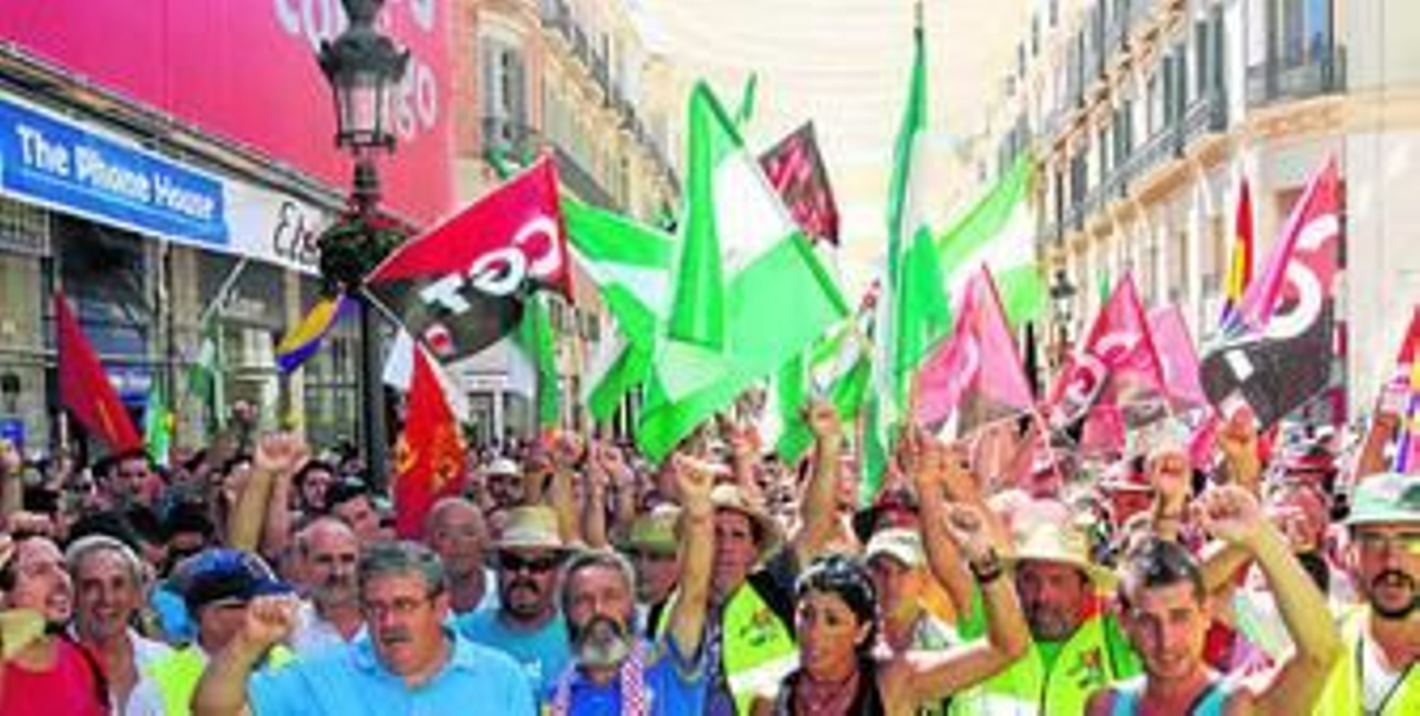 La marcha de Sánchez Gordillo, el miércoles, al final de la calle Larios.