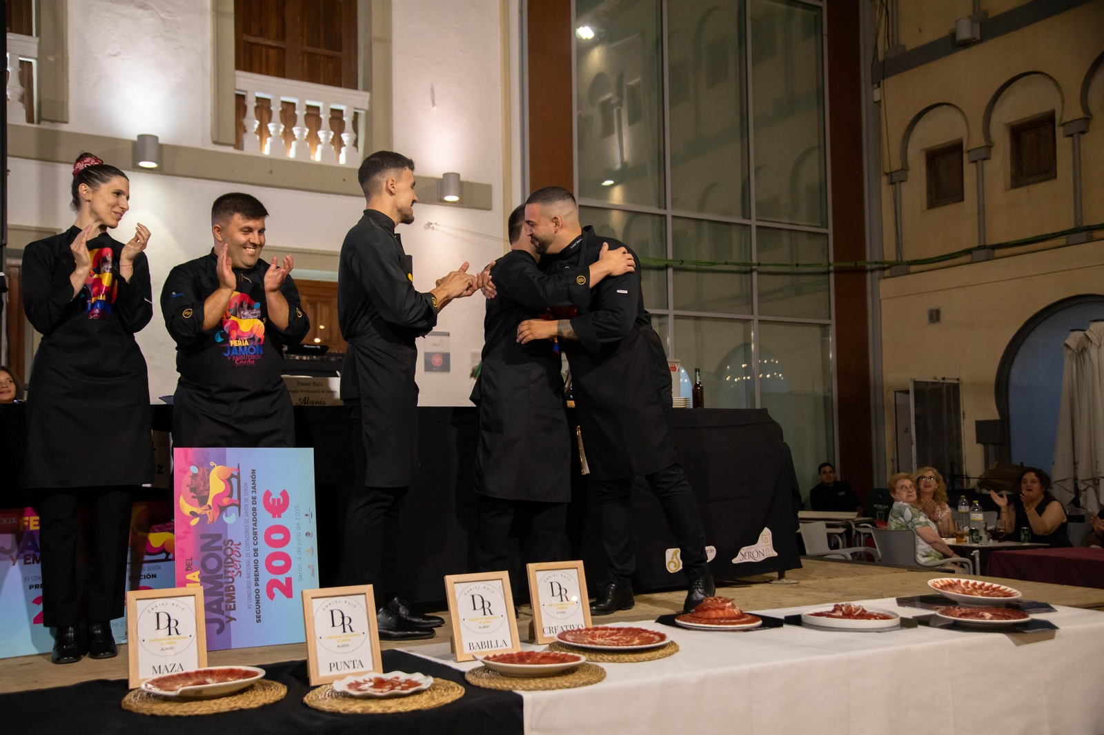 Concurso de cortadores de jamón en Serón, en imágenes
