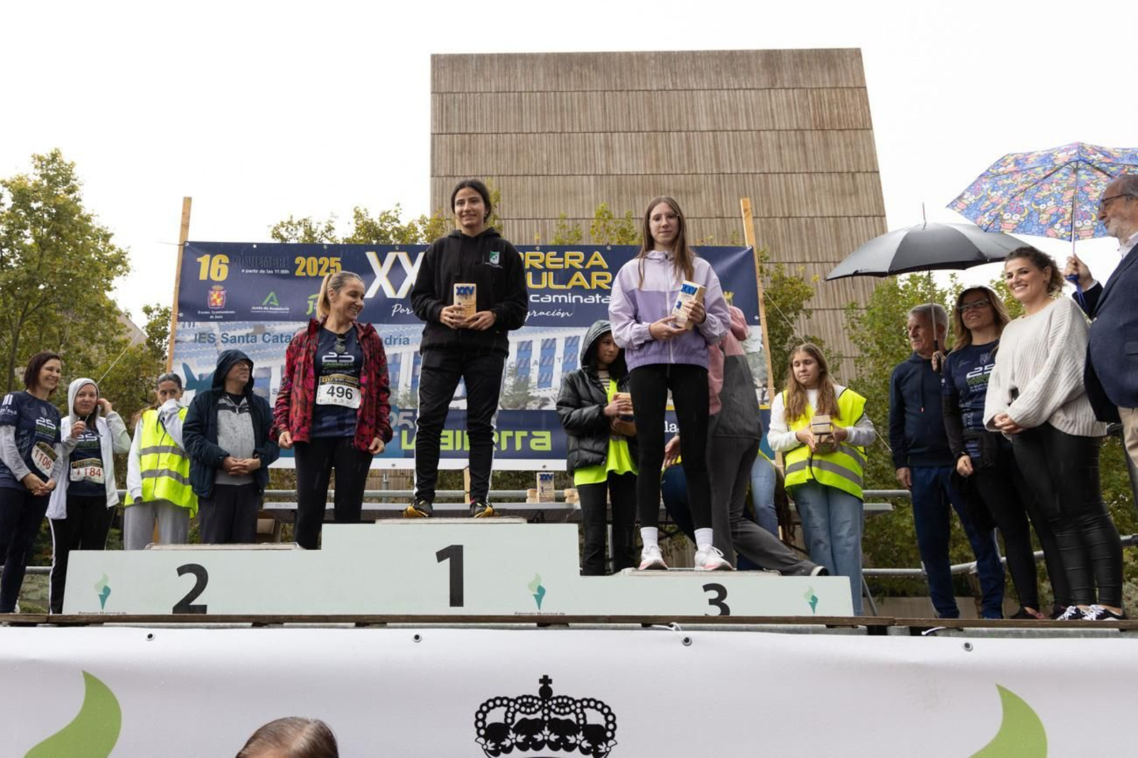 Atletismo por la paz y la integración en la XXV Carrera y Caminata del IES Santa Catalina de Alejandría (II)