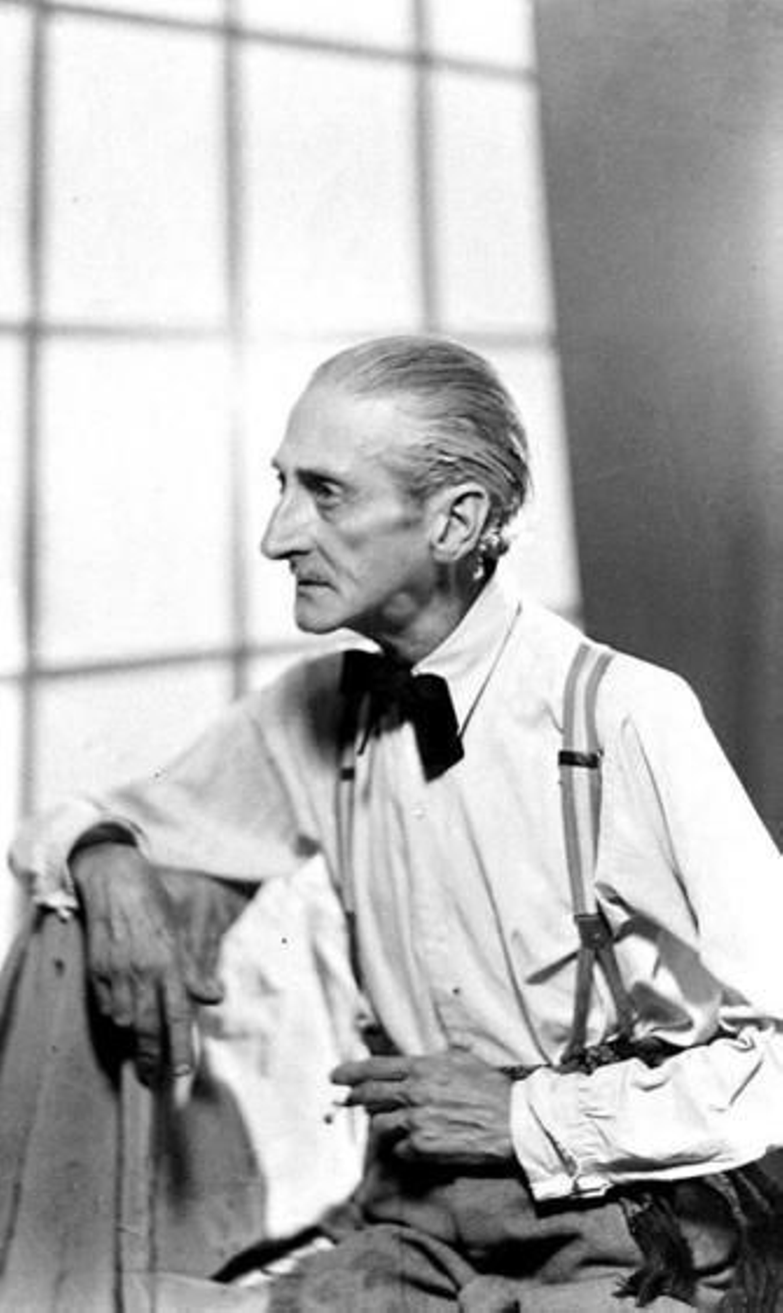 Un retrato de Carlos González Ragel.