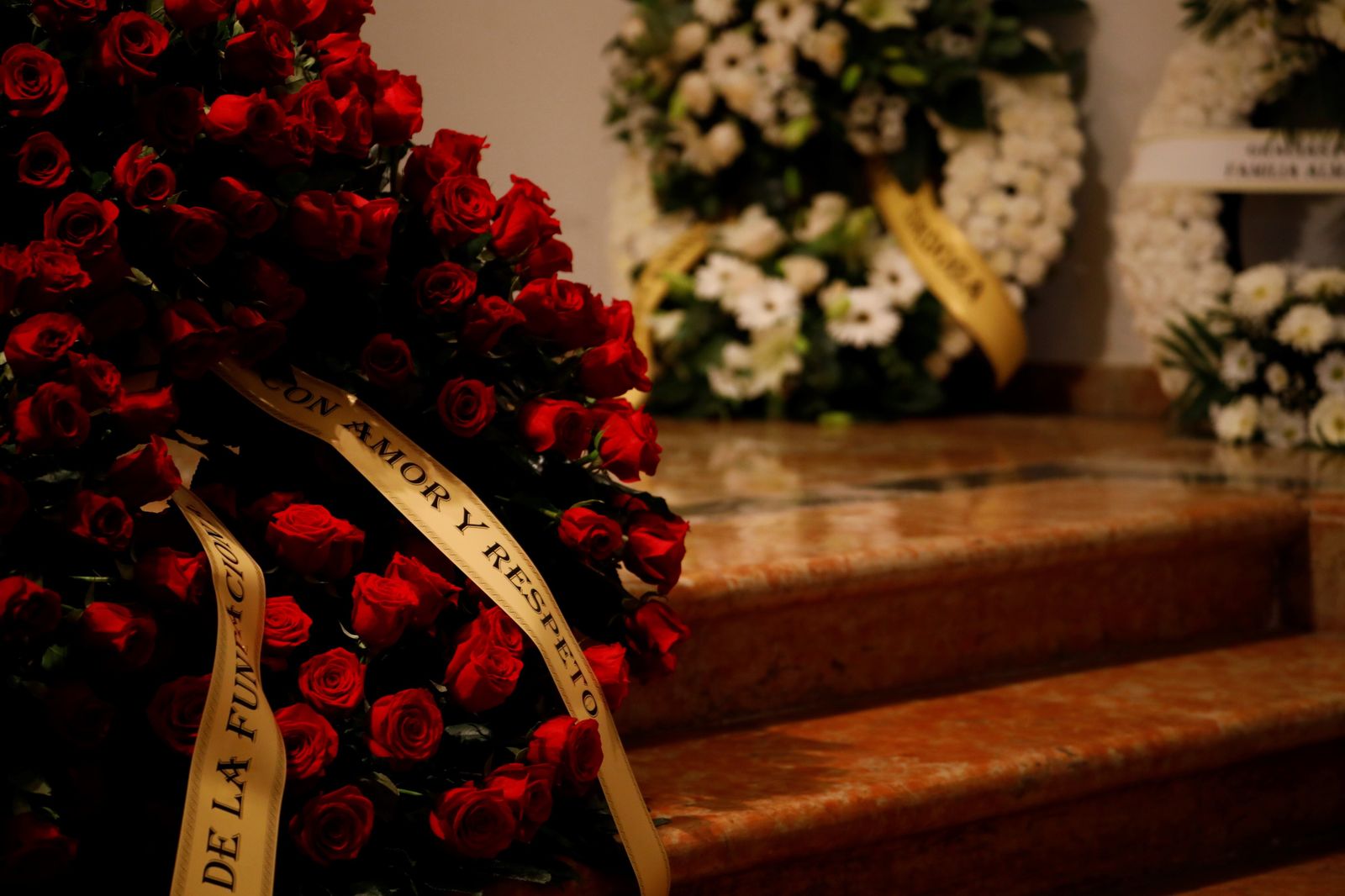 La capilla ardiente de Antonio Gala en su fundación en Córdoba, en imágenes