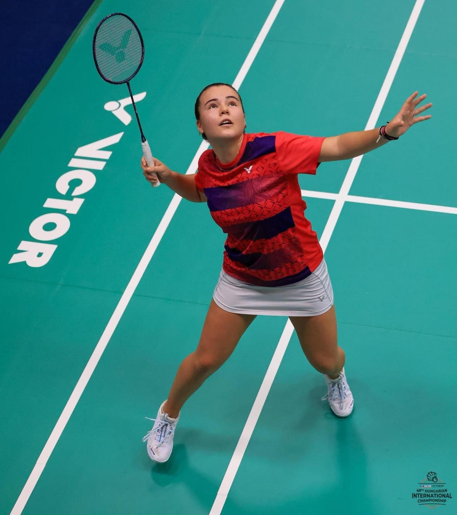 La jugadora almeriense se dispone a realizar un remate durante un encuentro disputado a lo largo de su carrera.