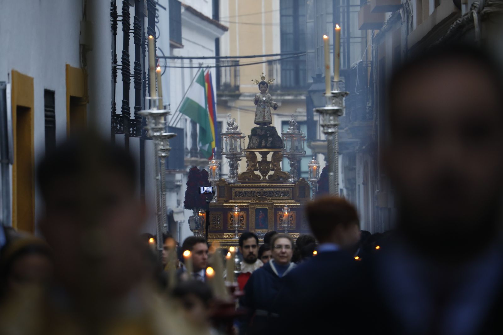 La procesión del Niño Jesús de la Compañía de Córdoba, en imágenes