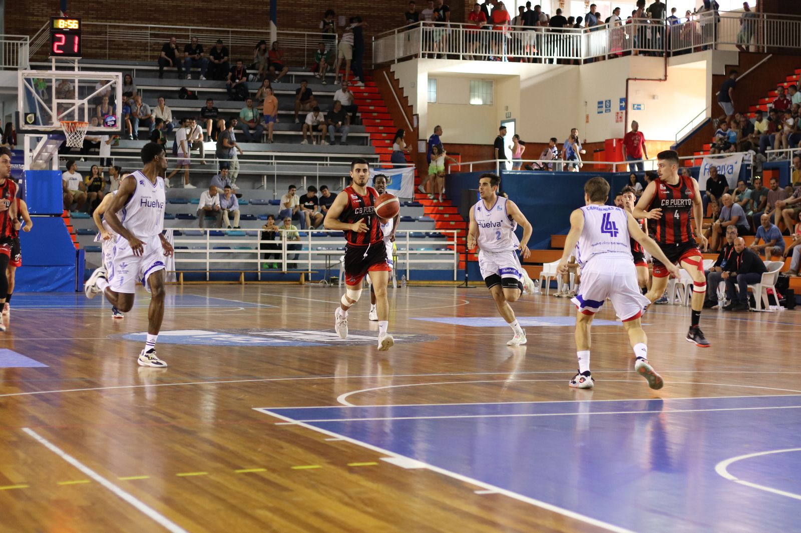 Imágenes de la primera jornada de la fase final a LEB Plata: CB Puerto Sagunto vs Ciudad de Huelva