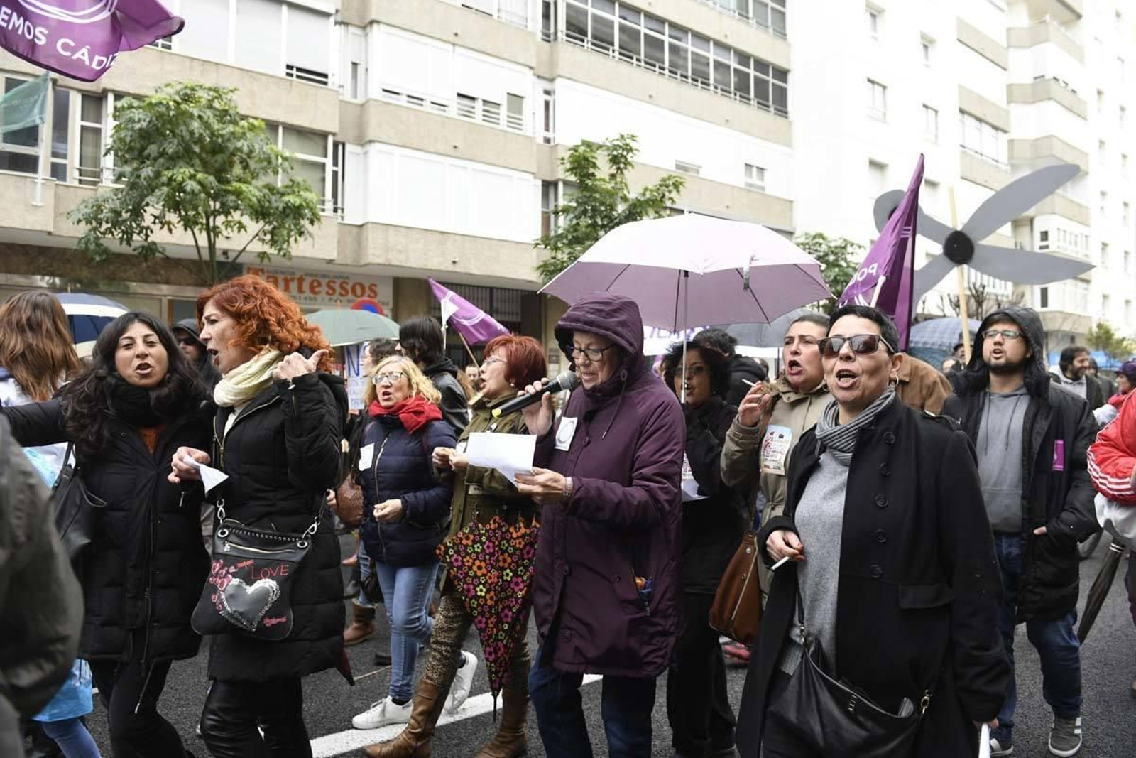 Las imágenes de la Marea Blanca de Cádiz