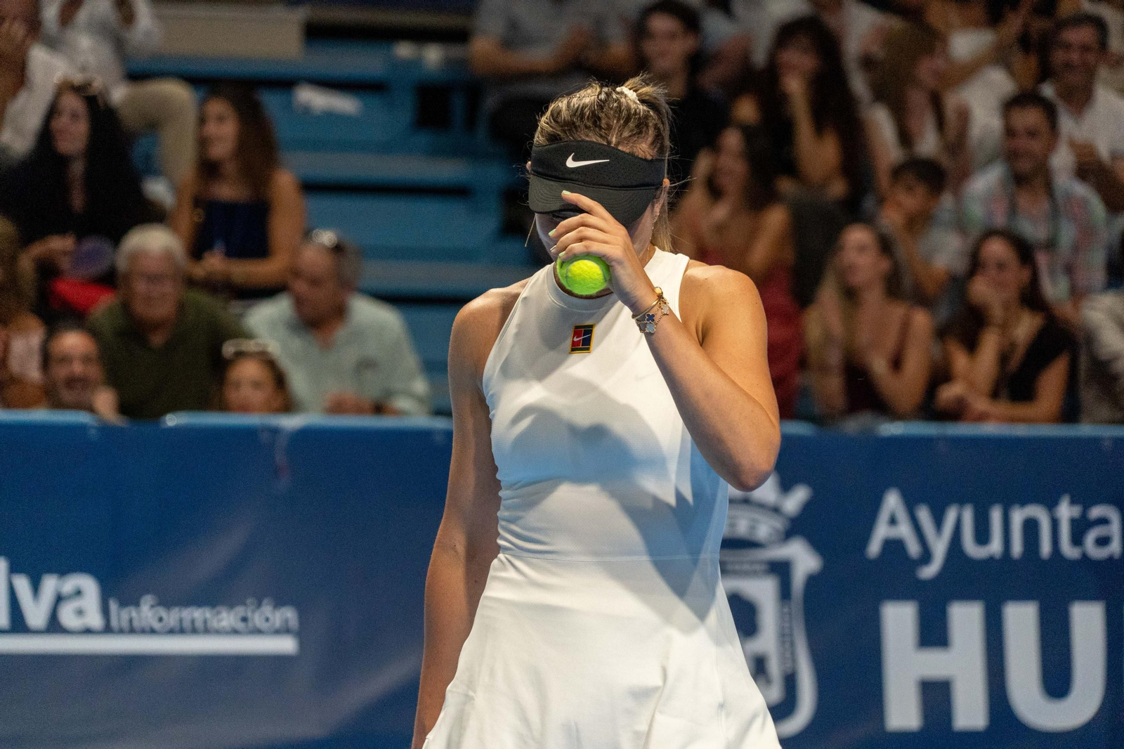 Imágenes de la final femenina de la Copa del Rey de tenis de Huelva entre Jesica Bouzas y Paula Badosa