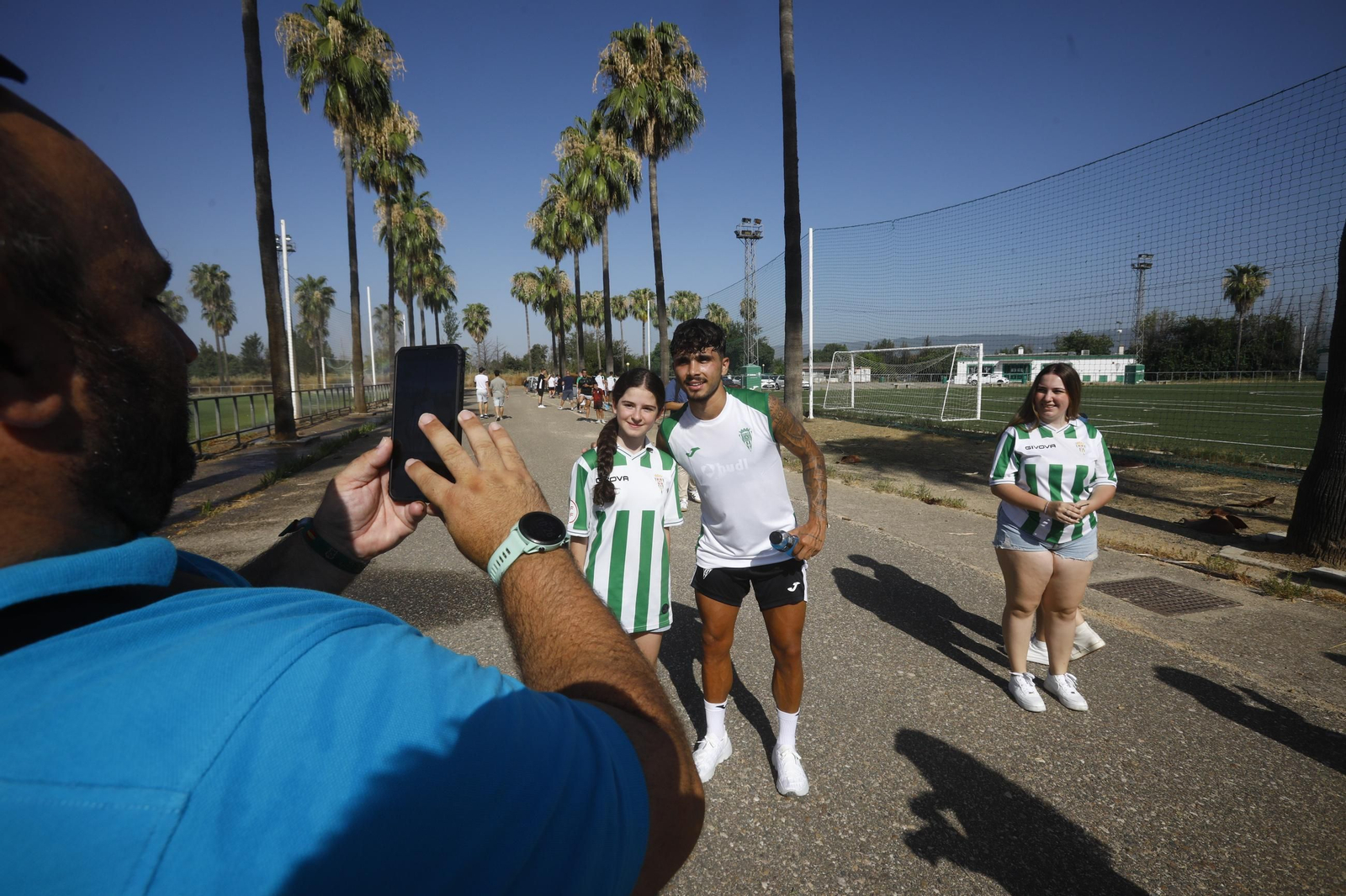 La ilusión puede con el calor en el primer entrenamiento del Córdoba CF