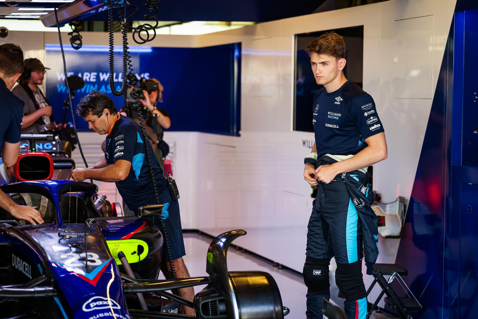 Las escuderías de  Fórmula uno se prueban tras el fin de temporada