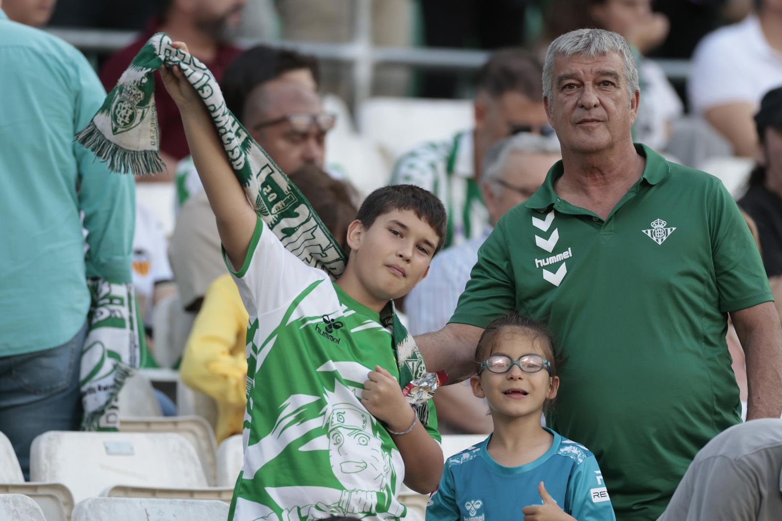 Búscate en las fotos del Betis - Valencia