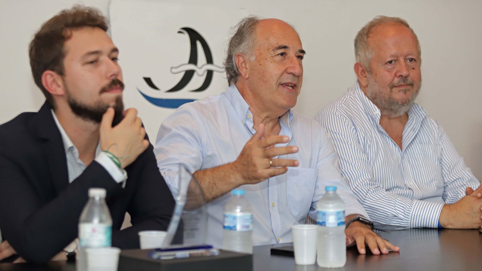 Fotos de la entrega del XIII Premio José Luis Tobalina a Juan José  Téllez