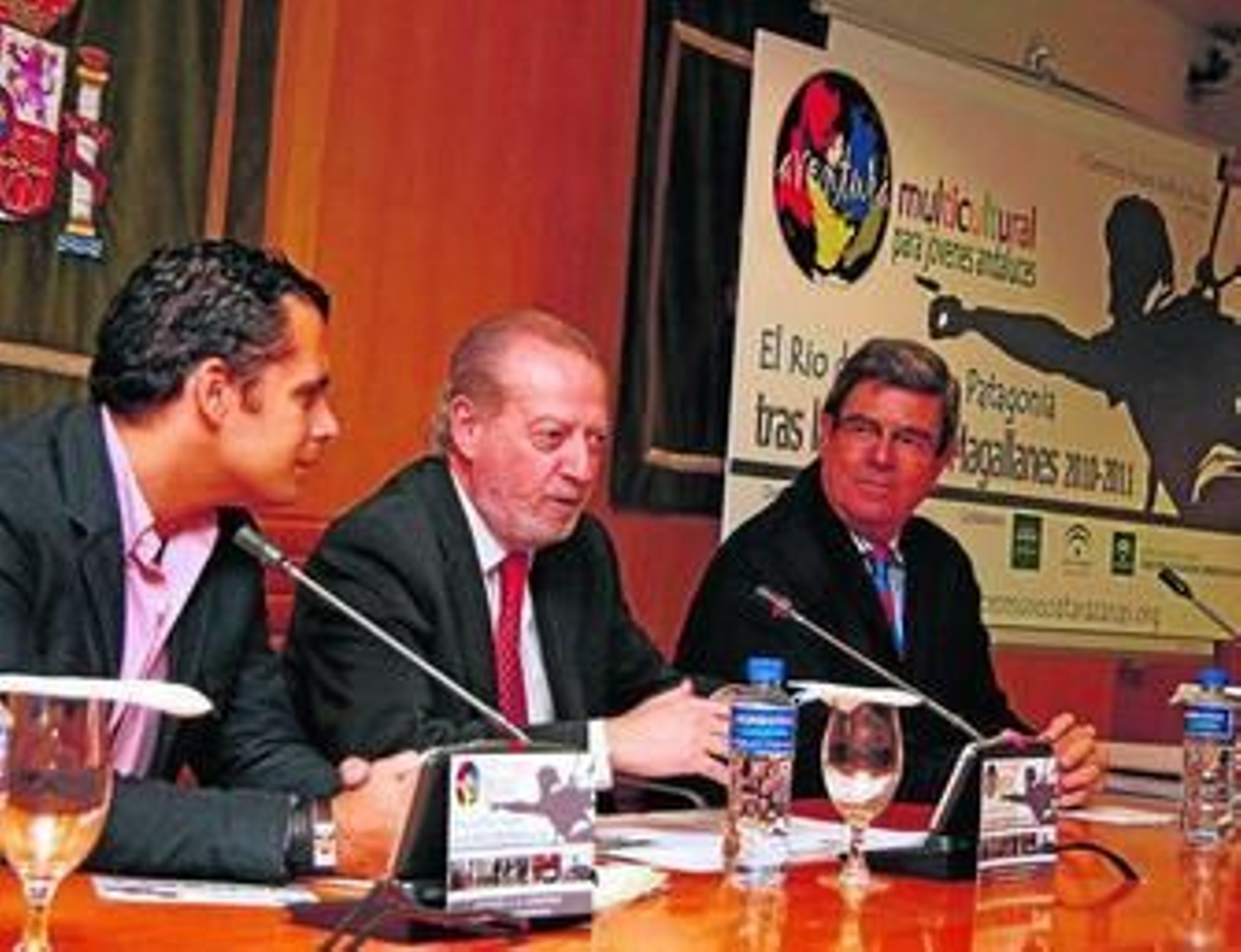 Raúl Perales, Fernando Rodríguez Villalobos y José Antonio Vázquez en la presentación de la expedición.