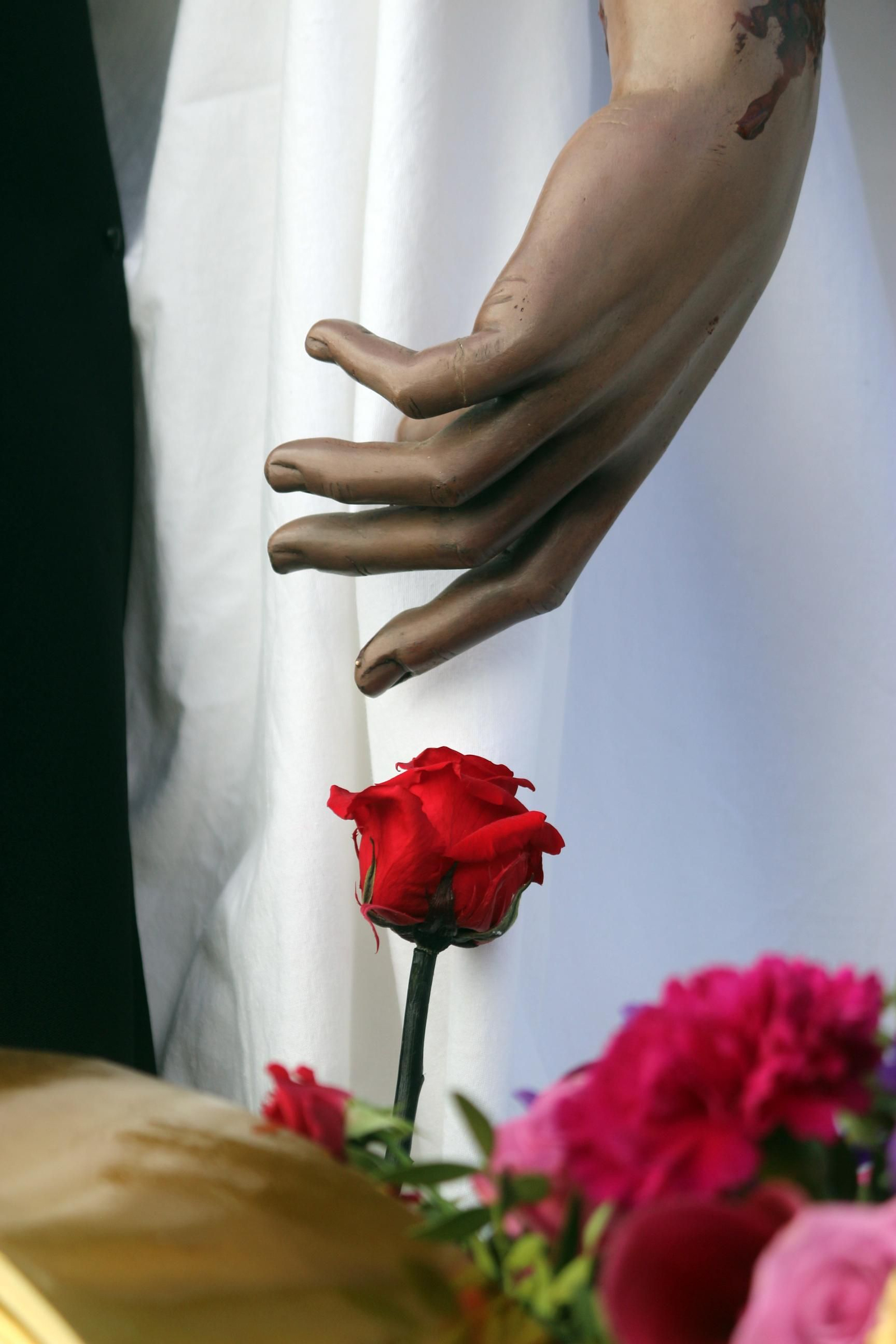 Las imágenes del Lunes Santo en Puerto Real 2023: Los Dolores