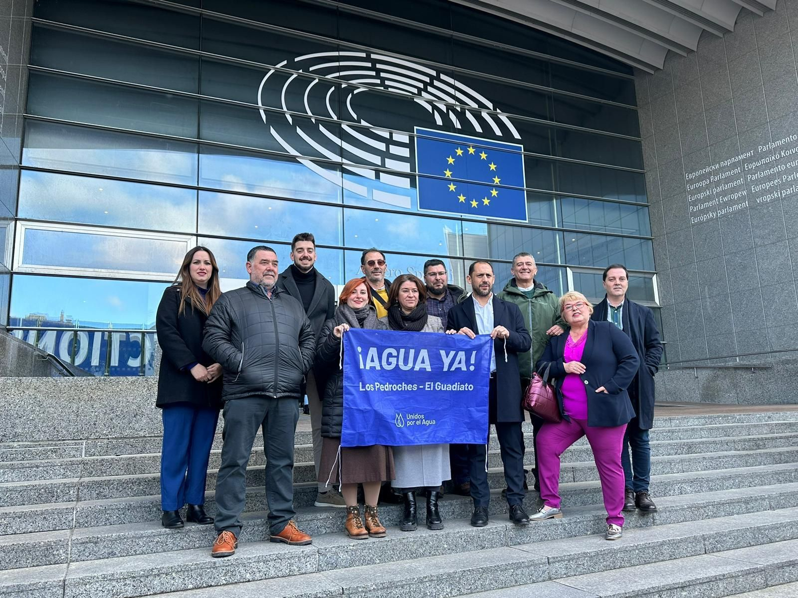 Los integrantes de IU, en el Parlamento Europeo, en Bruselas.