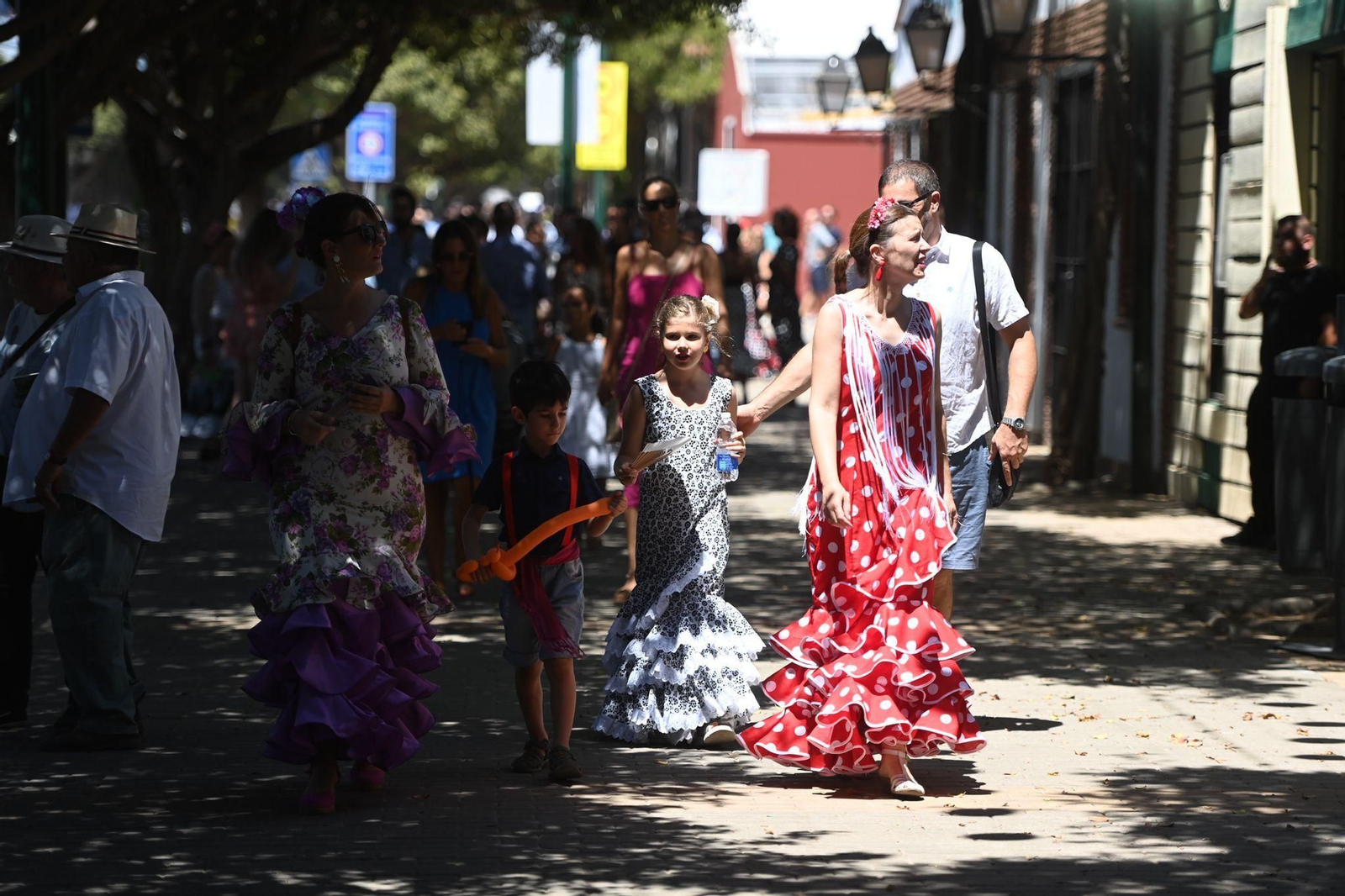 Las fotos del lunes festivo en la Feria en Málaga