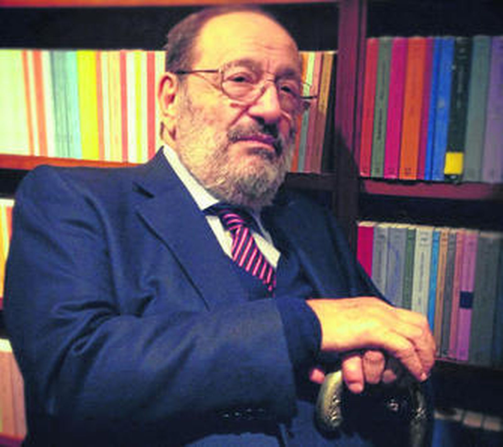 El profesor, ensayista y novelista italiano Umberto Eco (Alessandria, 1932).