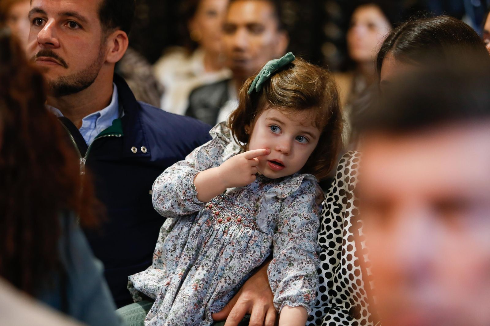 Fotos de la imposición de la insignia de la ciudad de Algeciras a Palma Briales de León