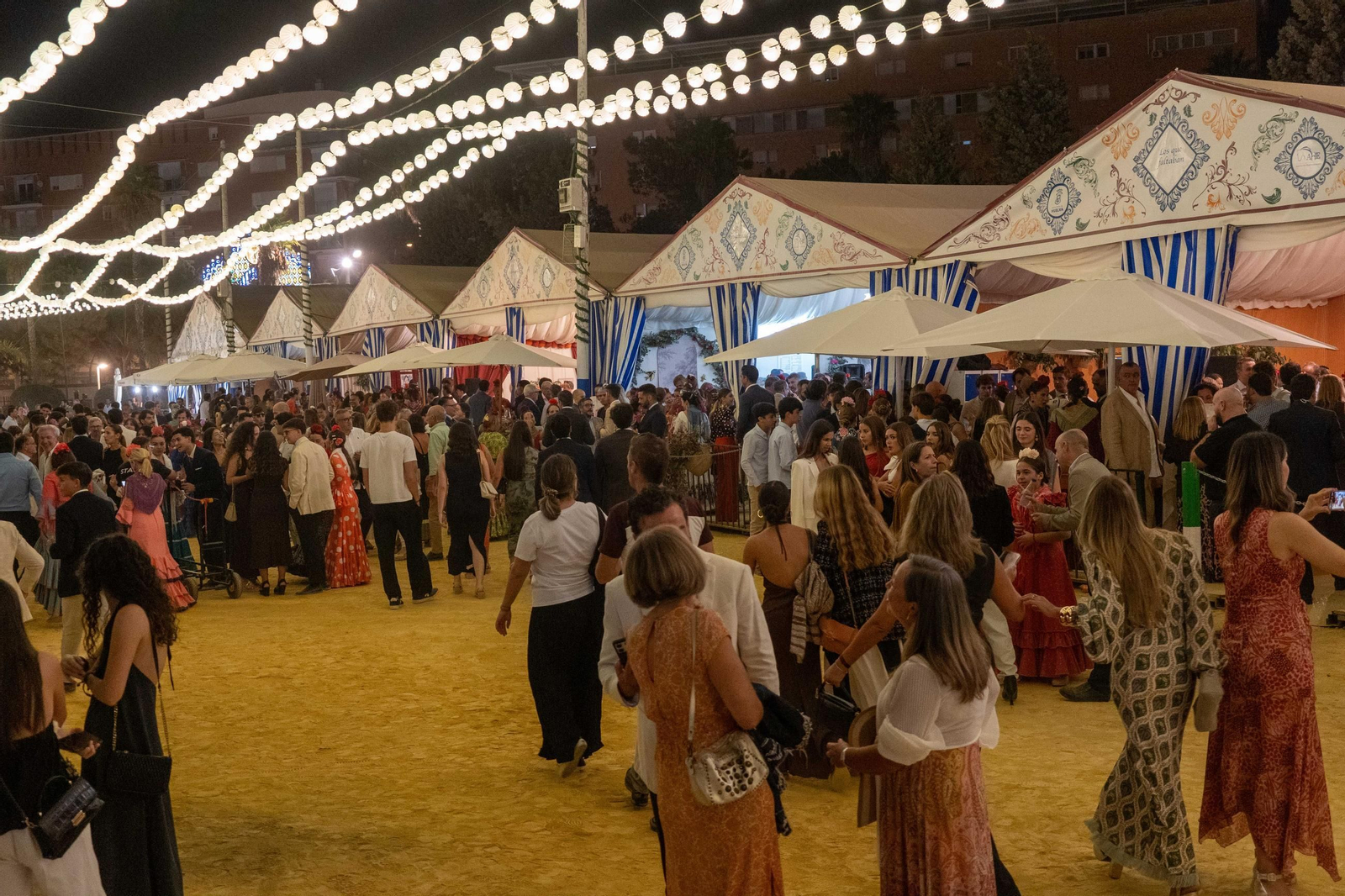 Ambiente de la noche del 10 de Octubre en la Feria Del Caballo 2025