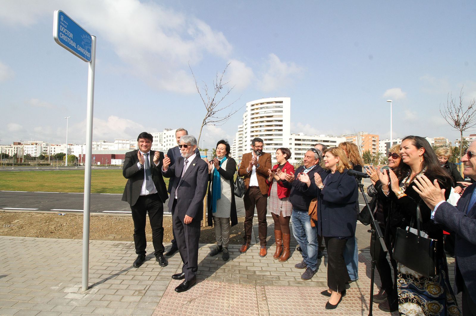 Inauguración de la Calle Doctor Cristóbal Gangoso, en imágenes
