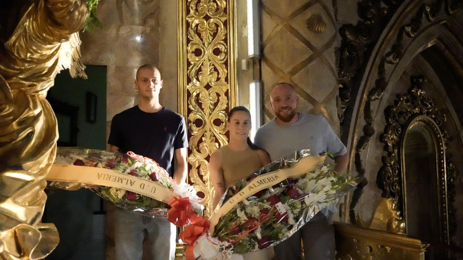 Alex Mendes, Jessi y Pedro López, representantes del filial y femenino.