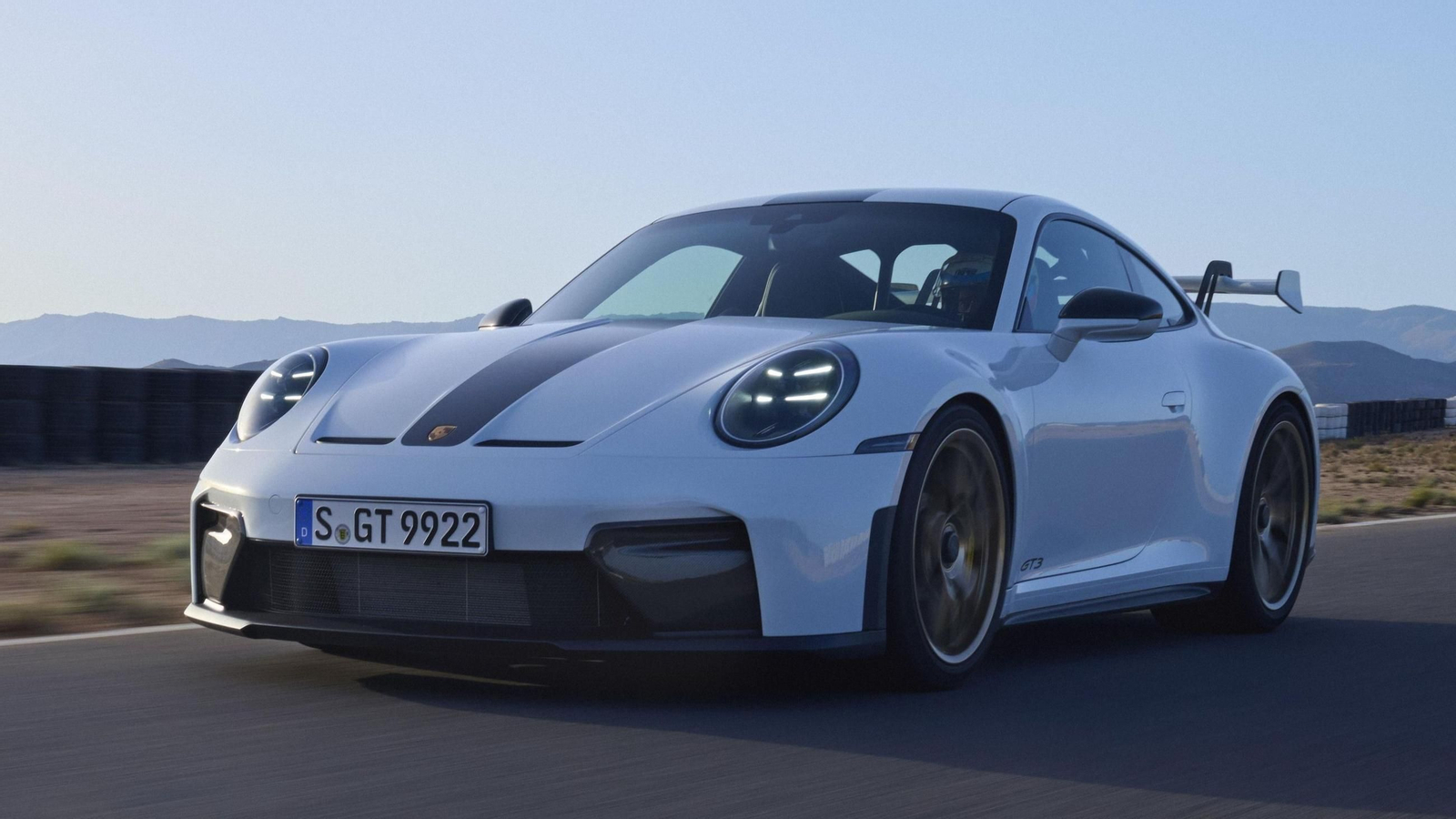 Porsche 911 GT3 2024, con mejoras de importancia, pero la misma potencia Porsche 911 GT3 2024, con mejoras de importancia, pero la misma potencia