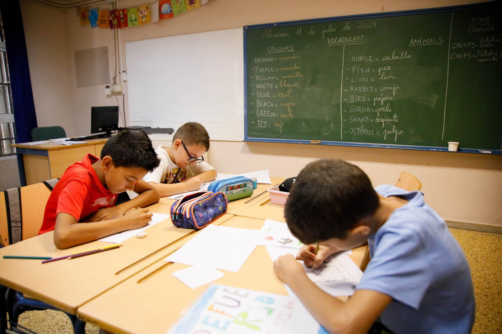 El programa de refuerzo estival CEIP Ave María del Diezmo, en imágenes