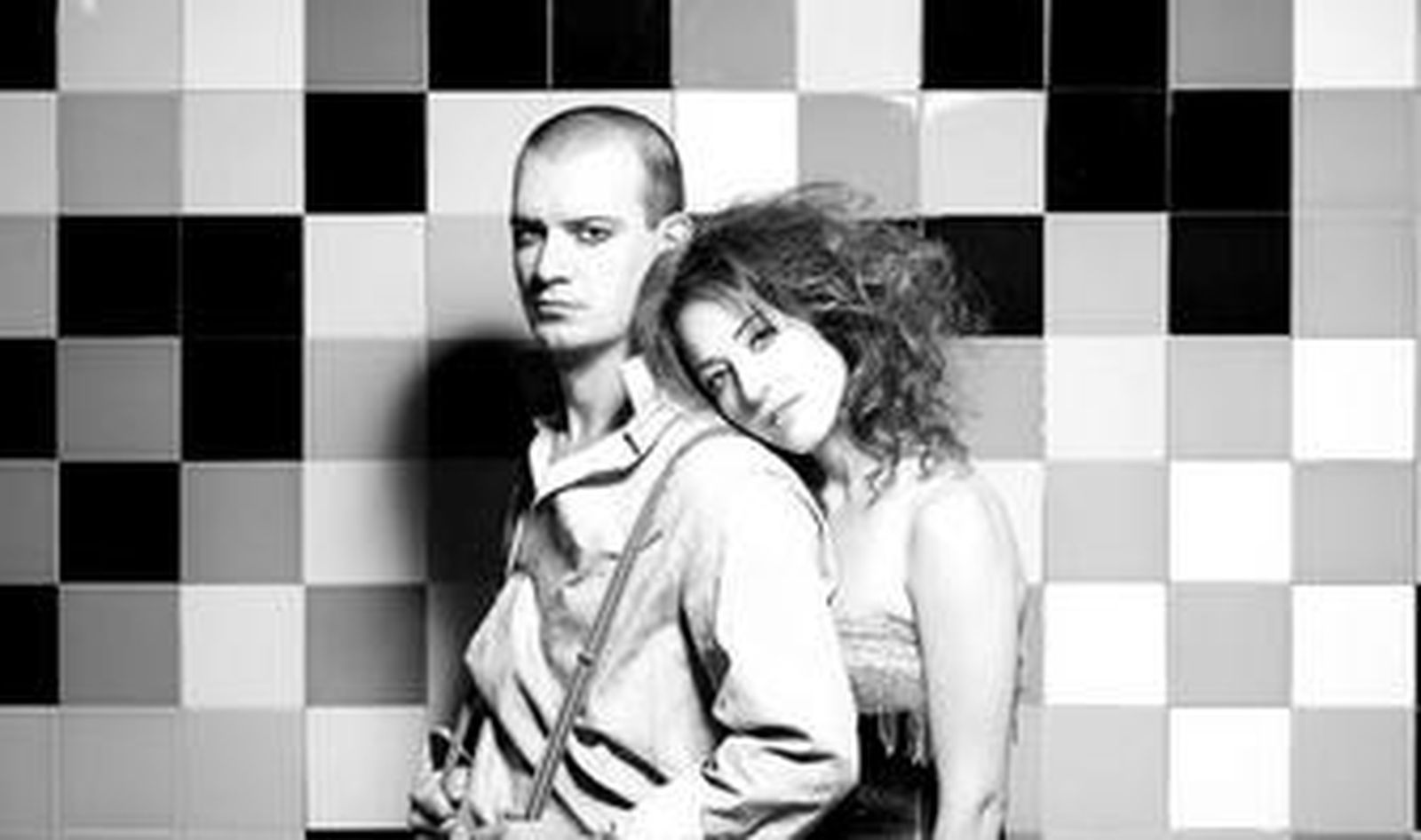 El dúo Nena Daconte, con la imagen actual de grupo en 'Retales de carnaval'.