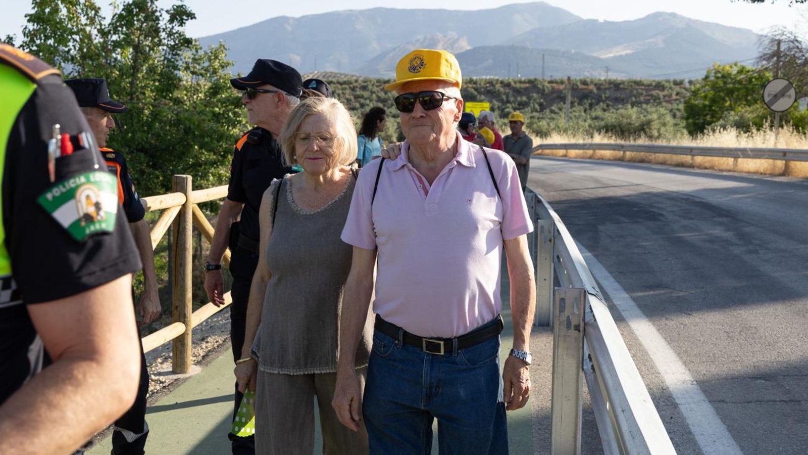 Inauguración del nuevo carril peatonal de la zona residencial Puente Tablas