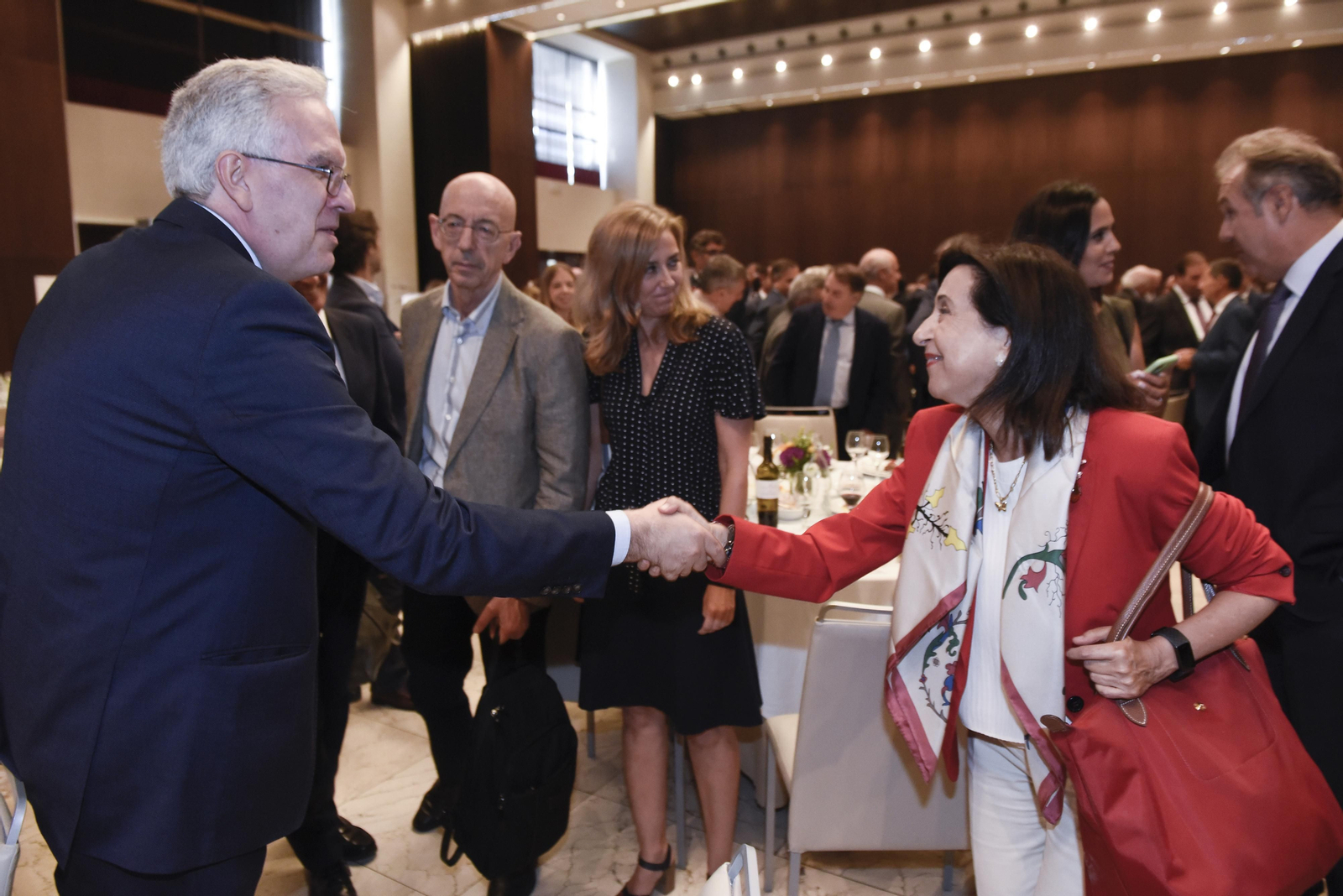 Las imágenes del Foro Joly con la Ministra de Defensa, Margarita Robles