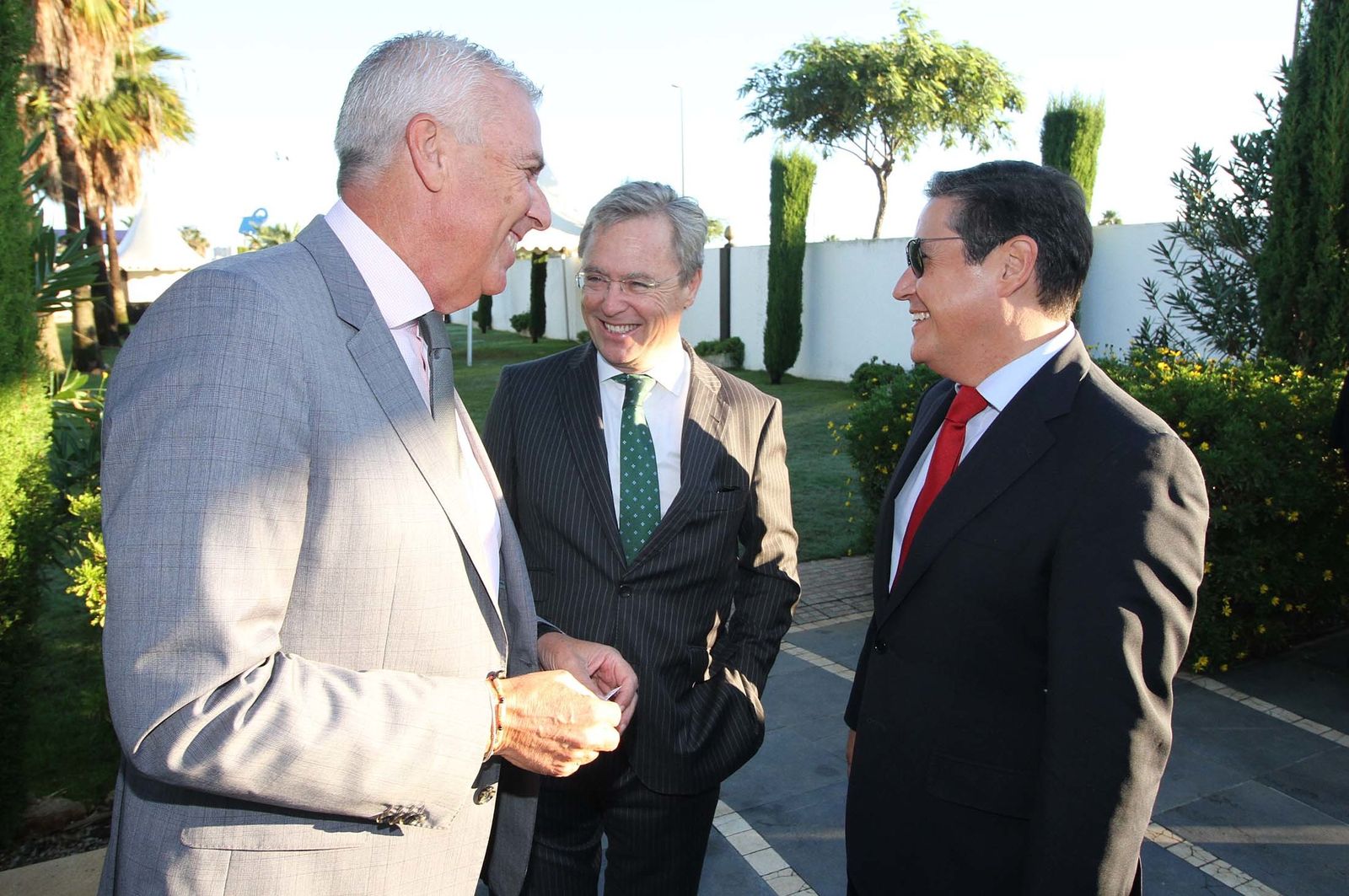 Imágenes del Desayuno Informativo del Grupo Joly con Javier Targhetta