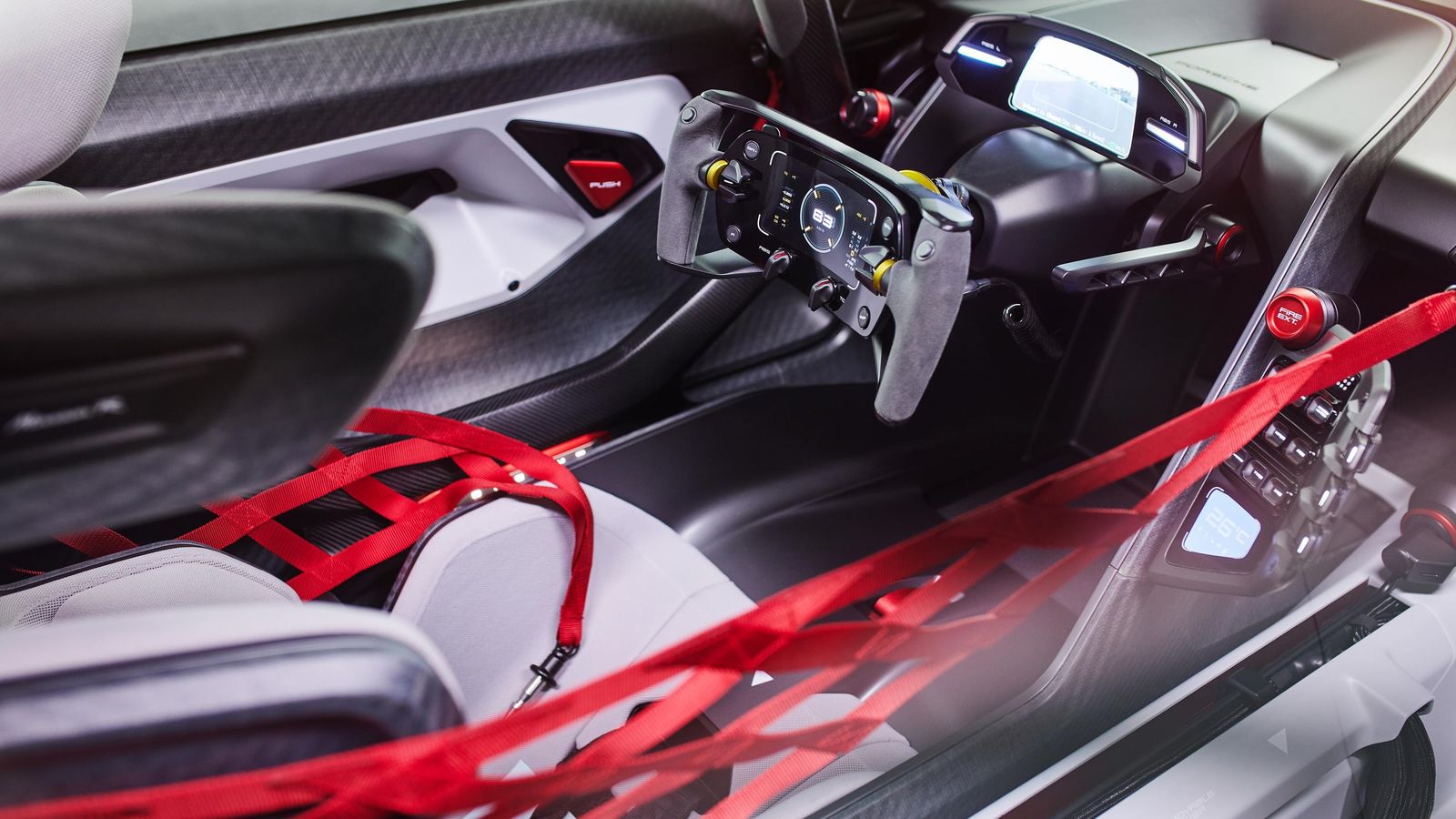 Monoplaza, todo está dispuesto para alcanzar la máxima efectividad.