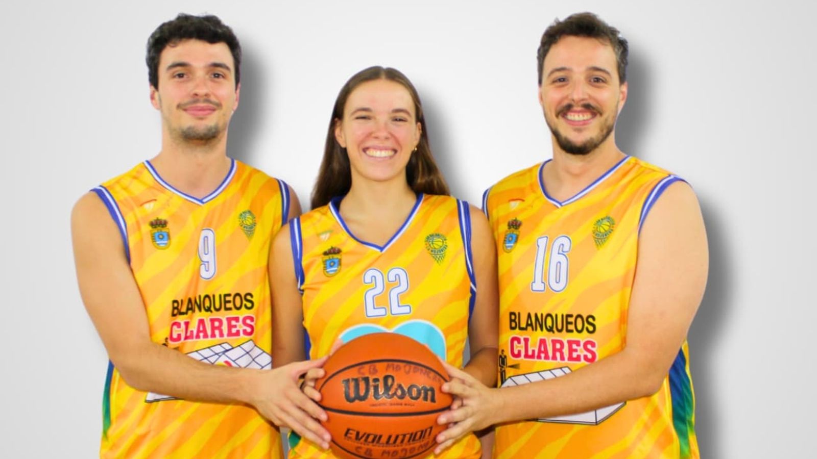 Sergio, Lola y Carlos, los tres hermanos que defienden los colores del CB La Mojonera.