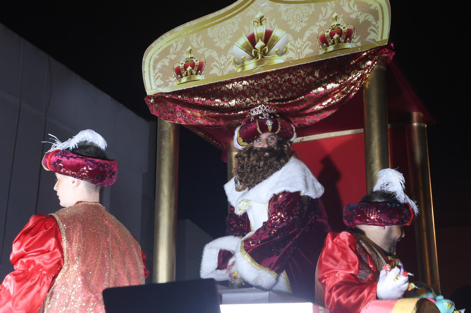 Fotos de la cabalgata de los Reyes Magos en Los Barrios