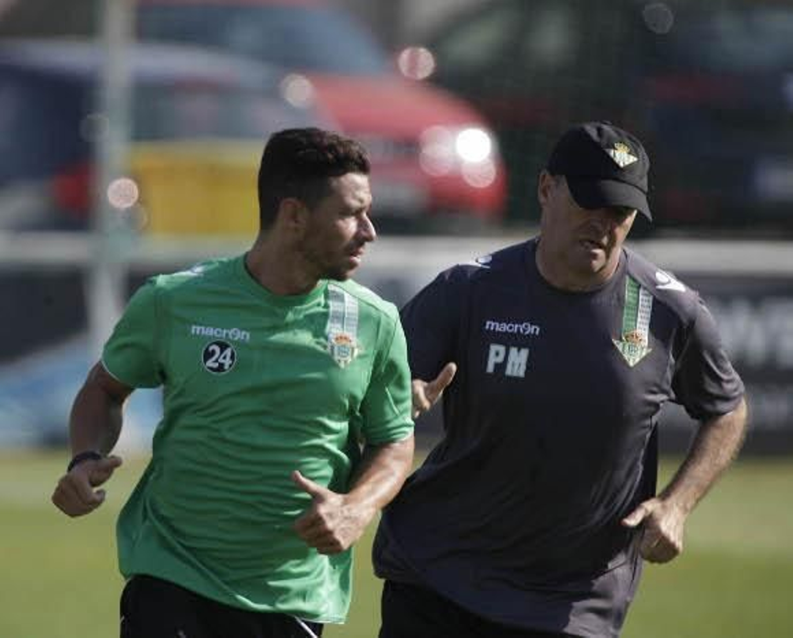 Rubén Castro se incorpora al grupo pero no juega el 'partidillo'