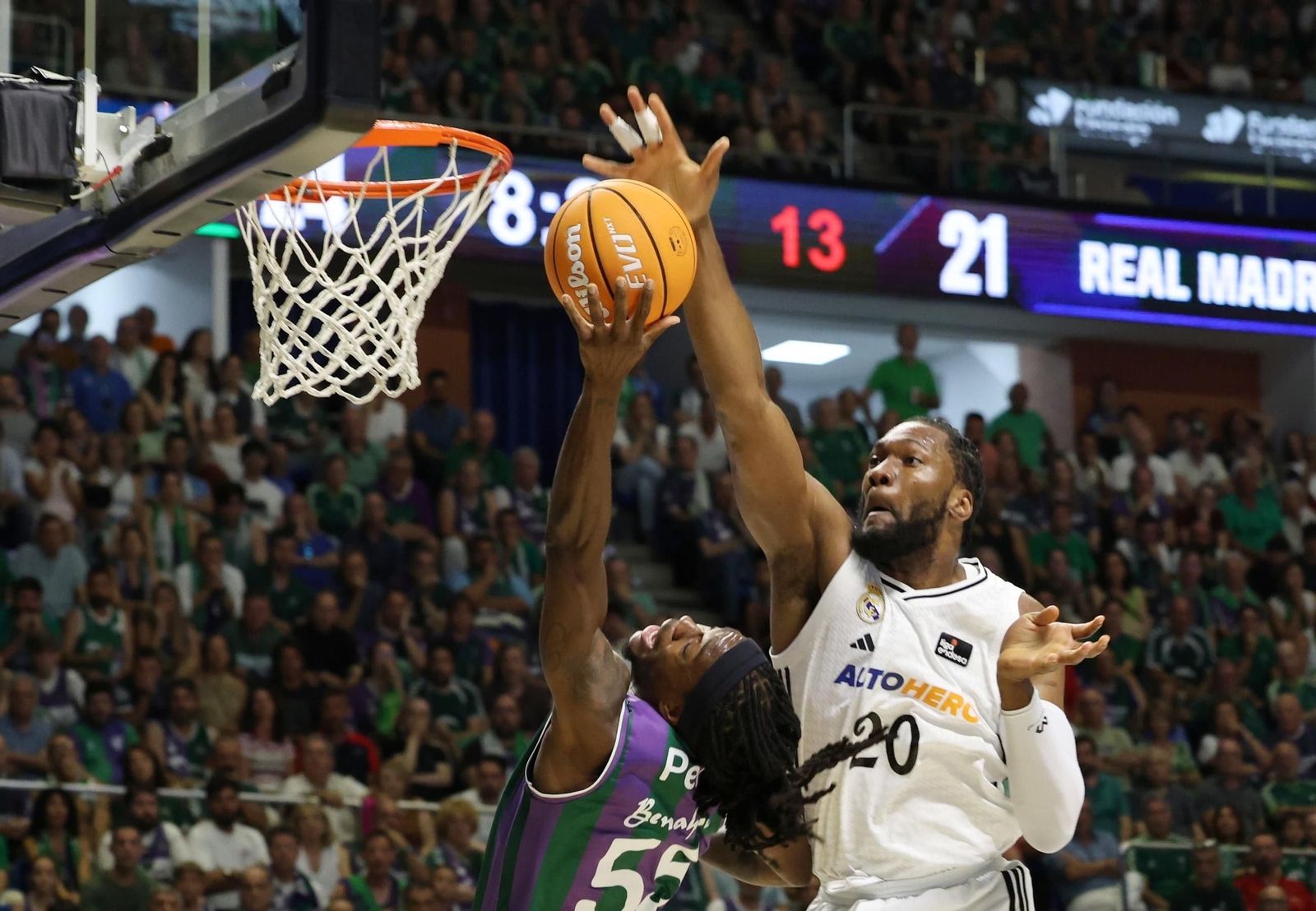 El Unicaja-Real Madrid, en fotos