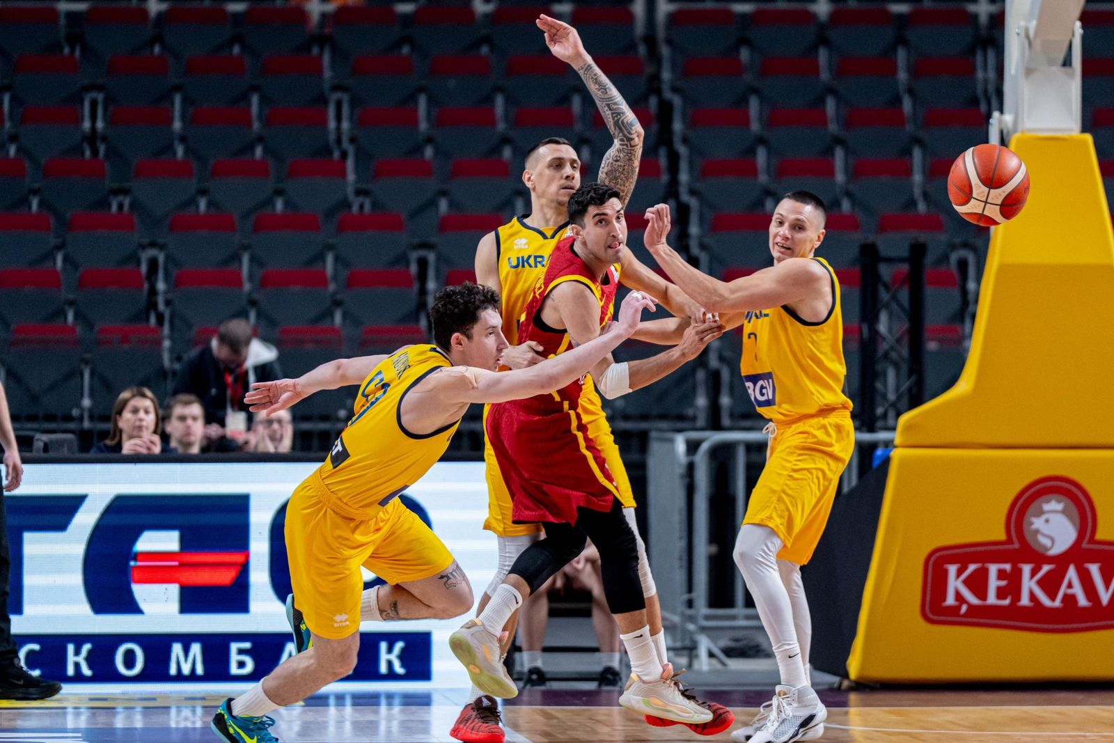 Las mejores fotos del Ucrania-España de baloncesto