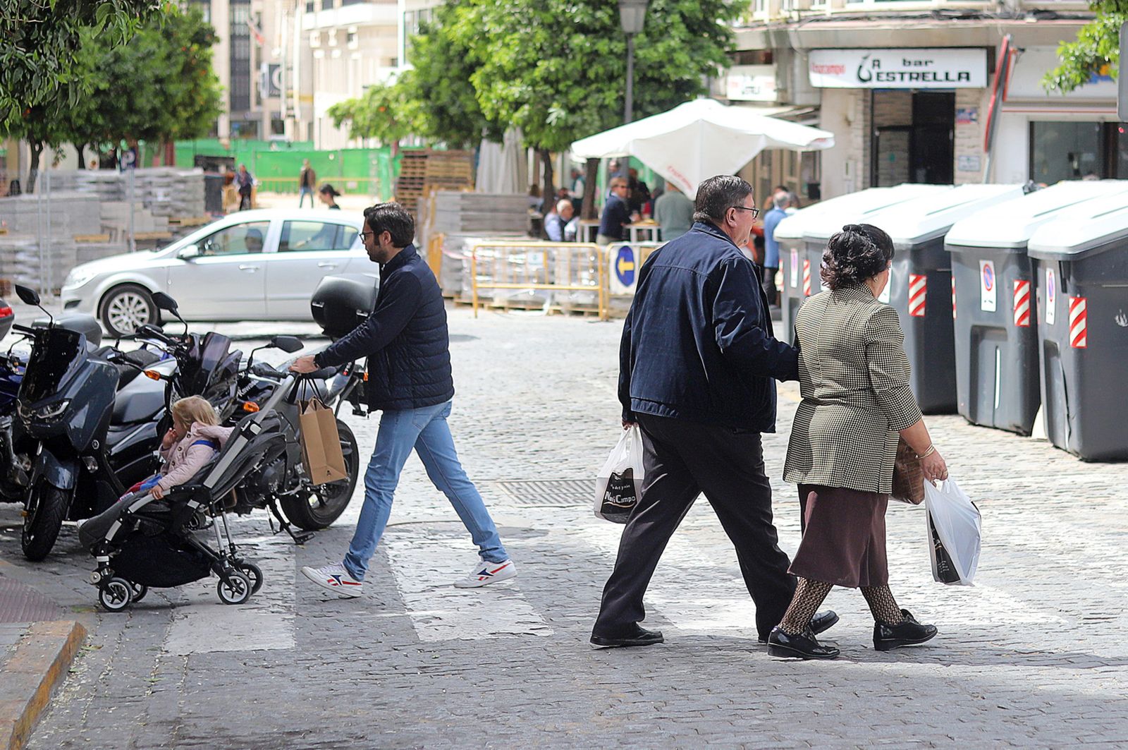 Imágenes del viernes 24 de marzo en Huelva