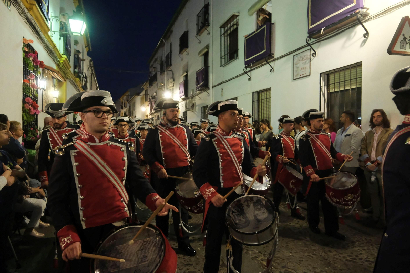 Miércoles Santo en Córdoba: la procesión de la Pasión, en imágenes
