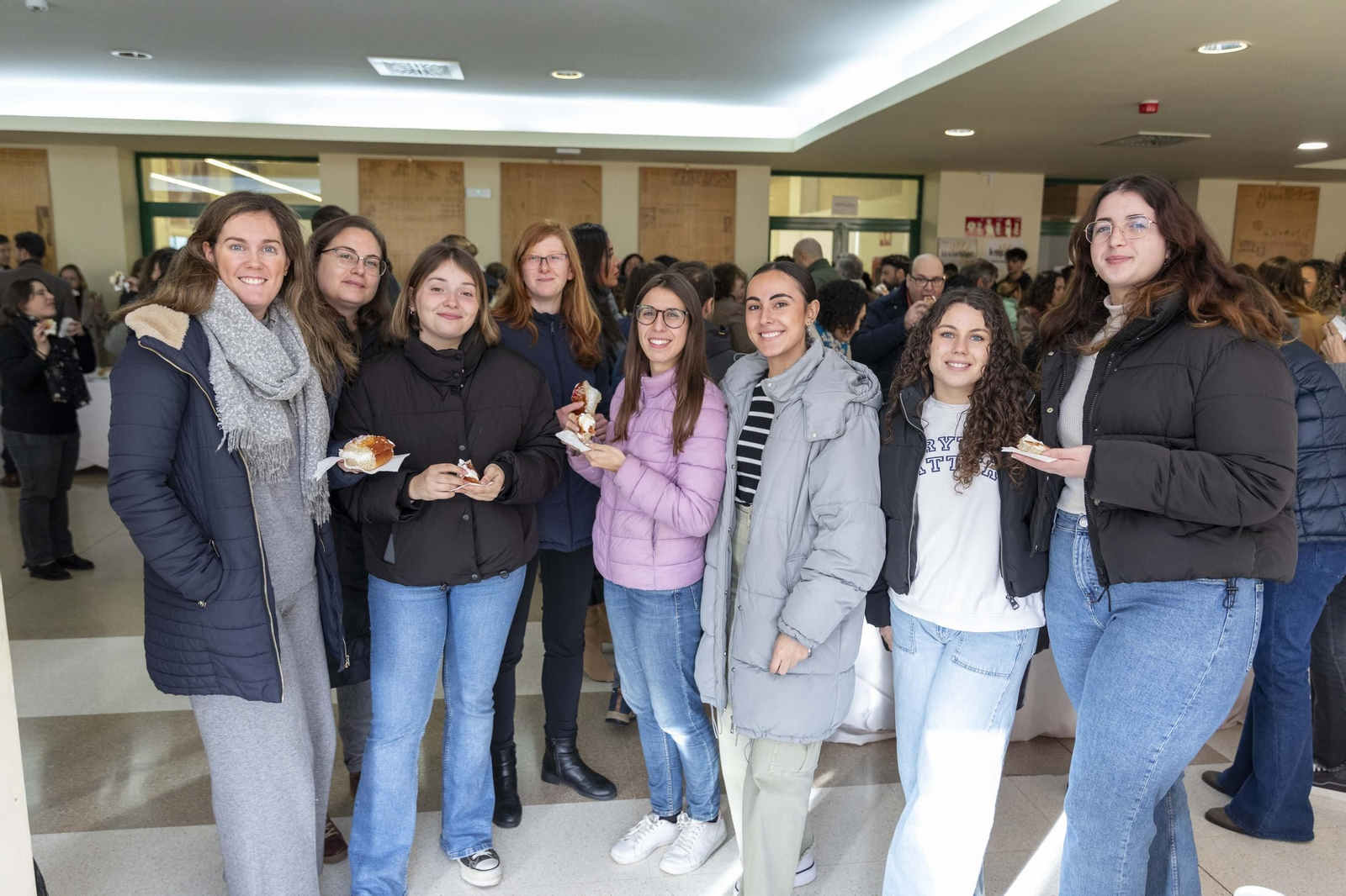 eL Tradicional desayuno con roscón de Reyes en el Campus de Rabanales, en imágenes