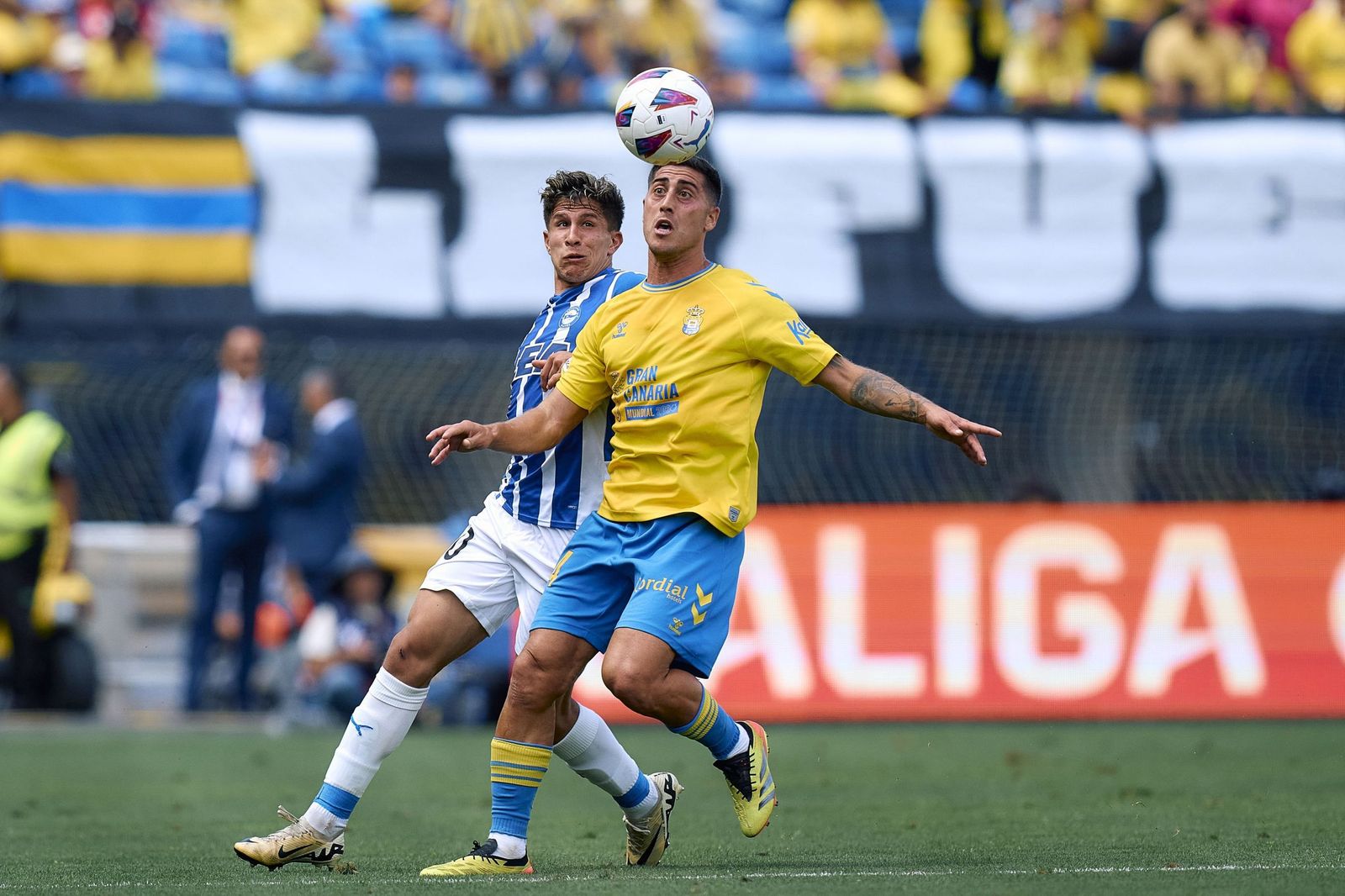Lemos ante Simeone en su etapa en Las Palmas.