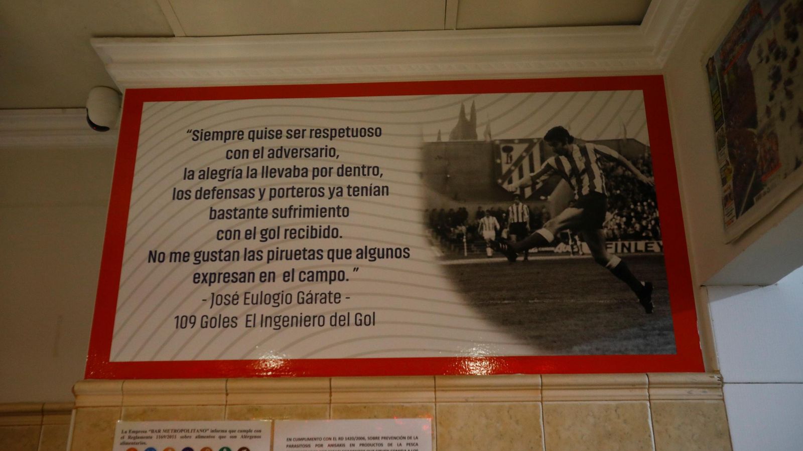 Frase de José Eulogio Gárate que decora una de las paredes del bar