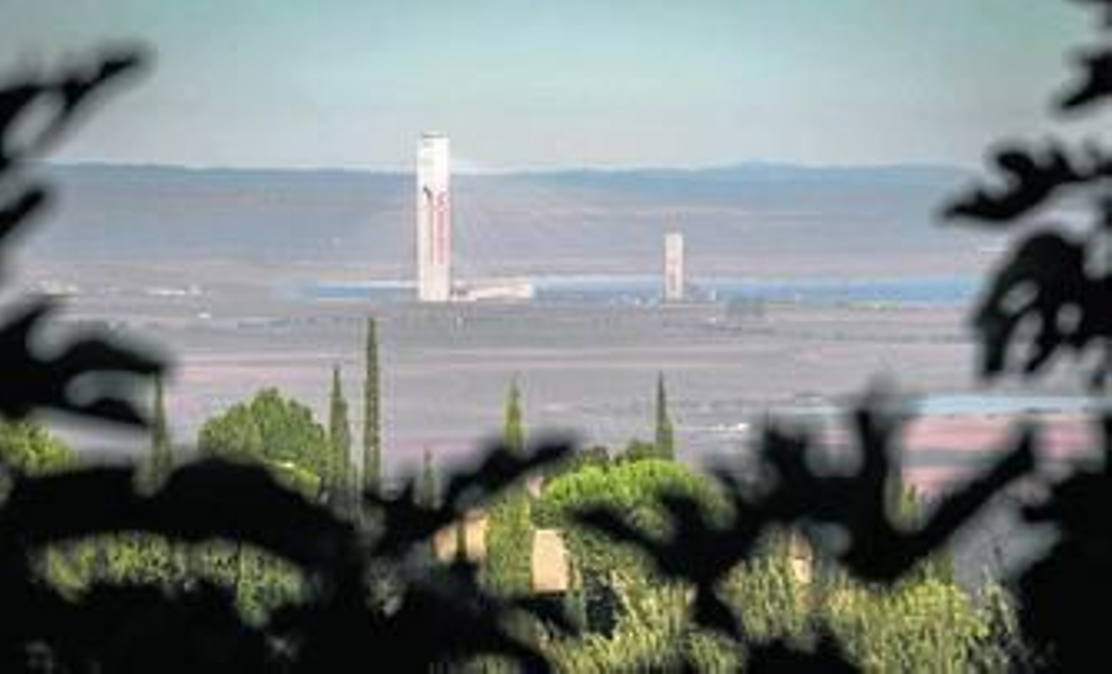 Plantas solares de Abengoa en Sanlúcar la Mayor.